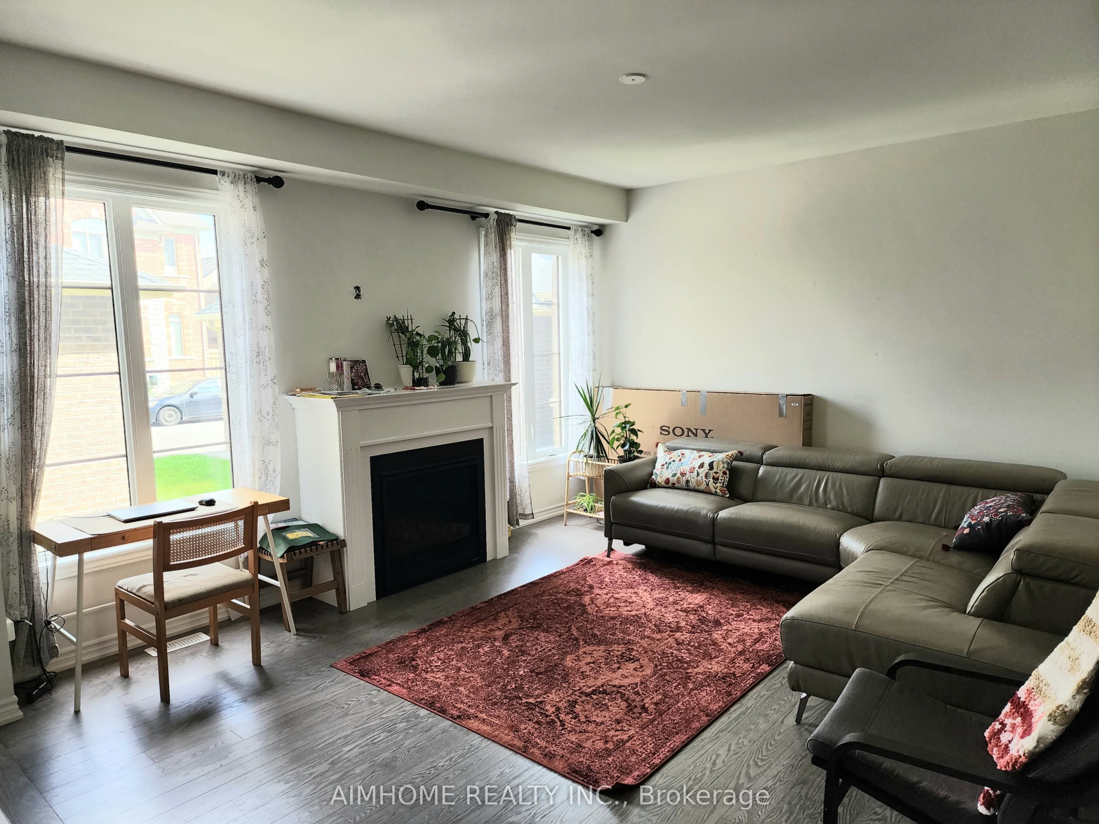 20 Clutterbuck Lane
