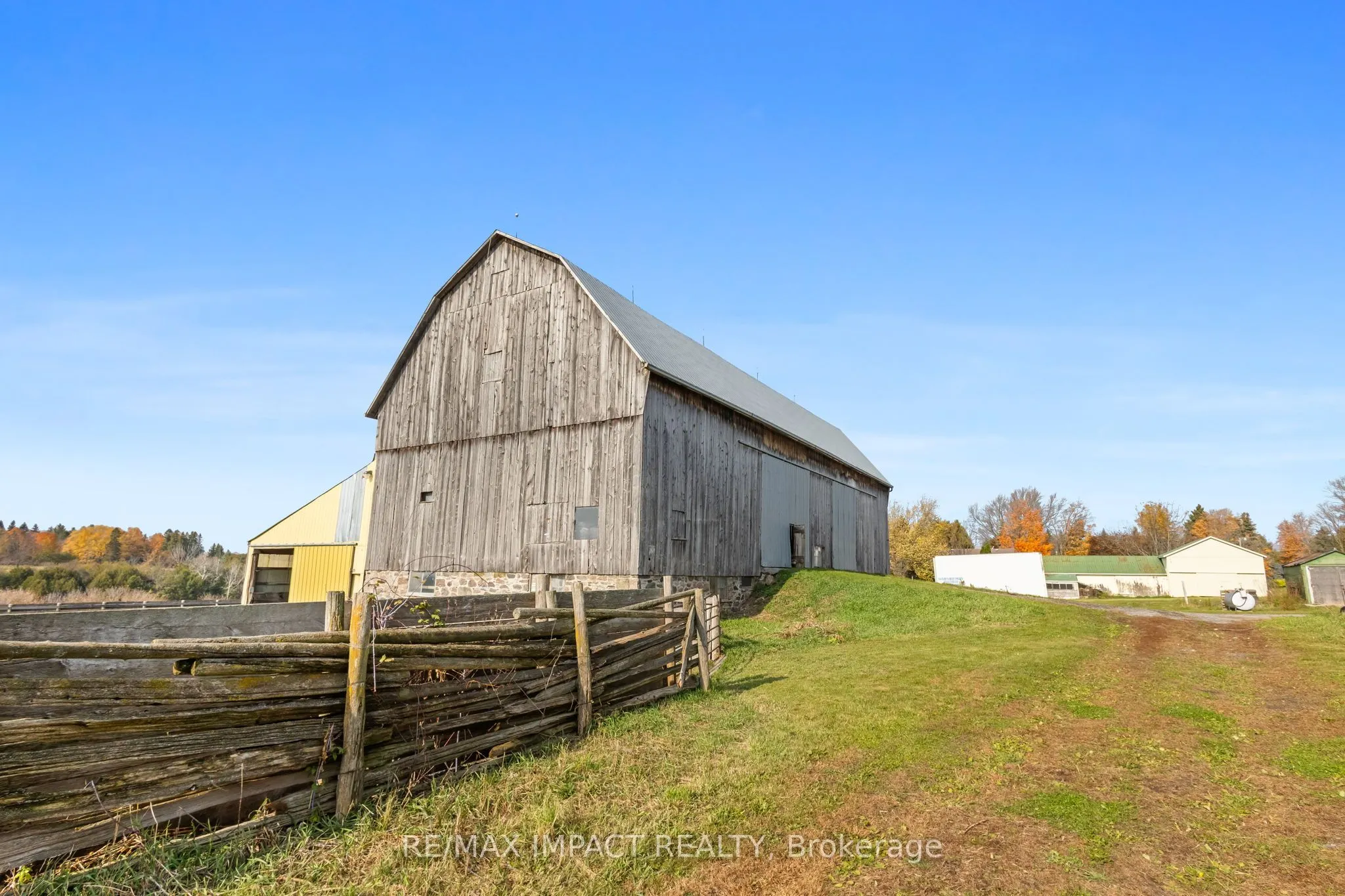 1933 Concession Rd 6 Road