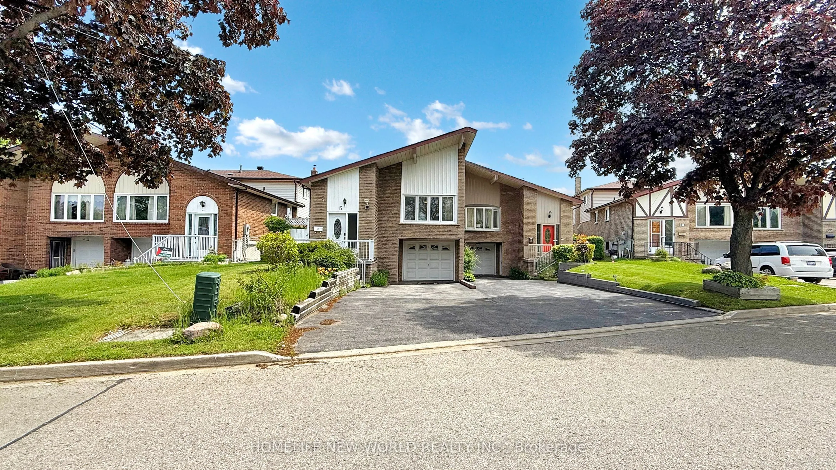 6 Snowhill Crescent