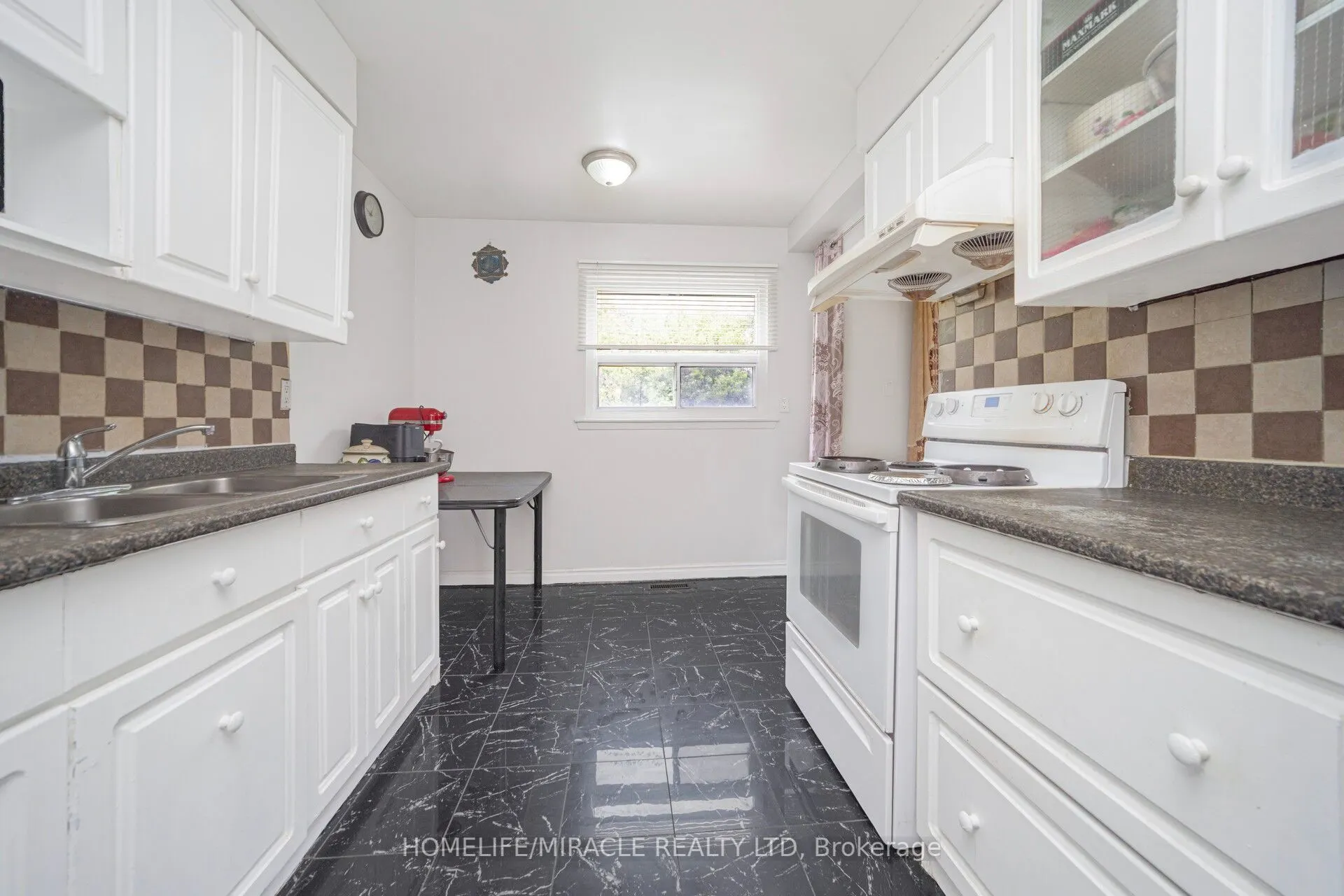35 Horseley Hill Drive