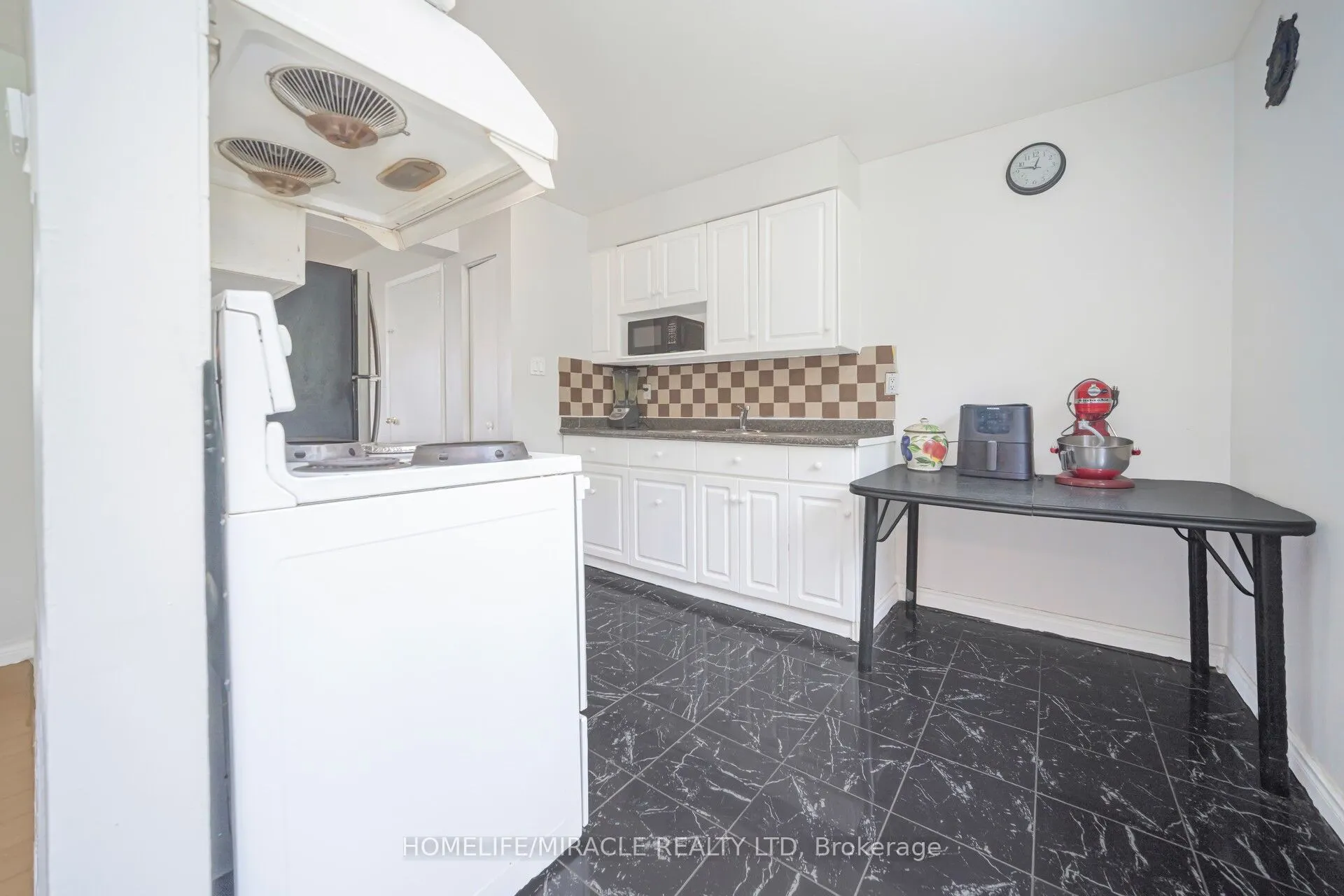 35 Horseley Hill Drive