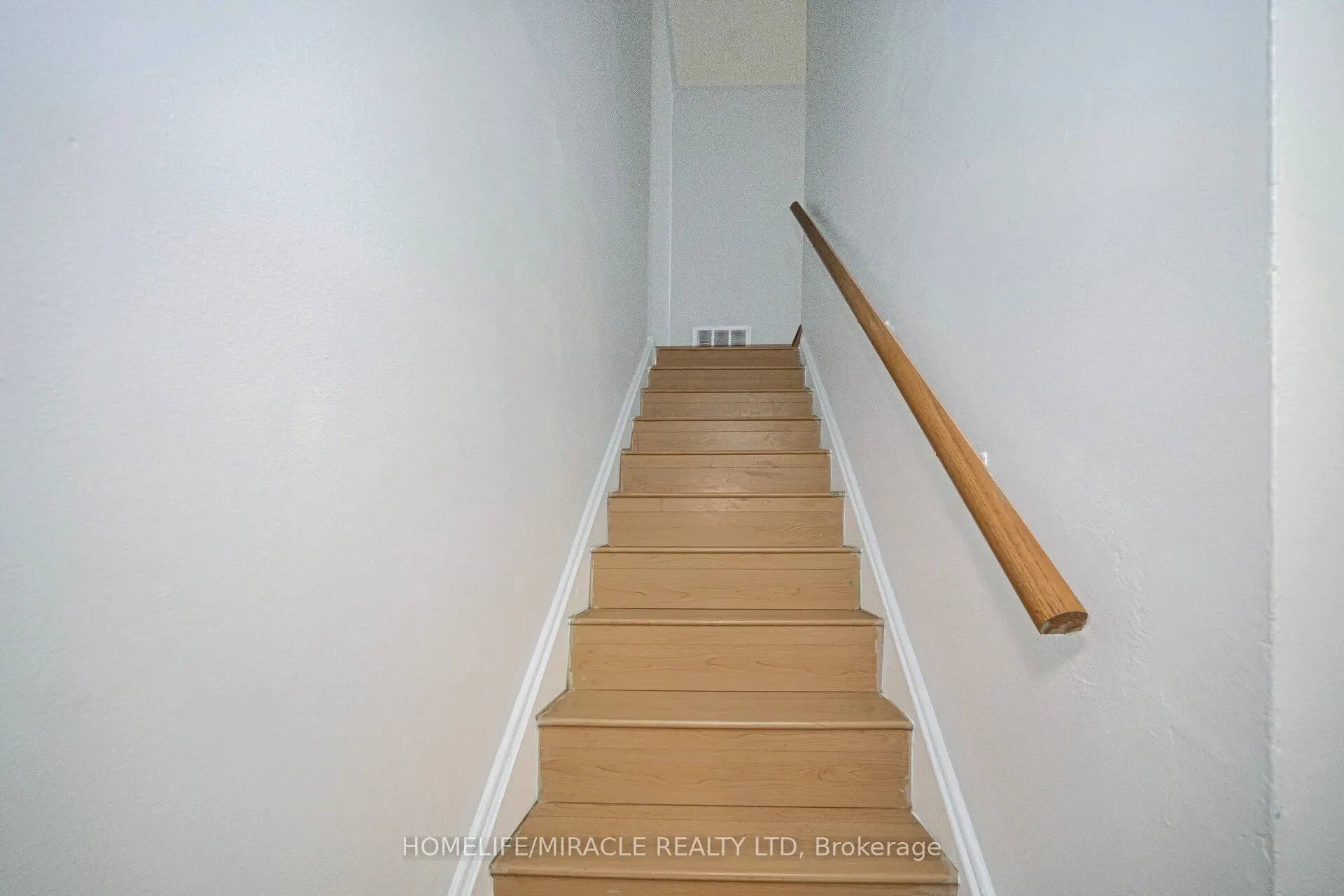 35 Horseley Hill Drive