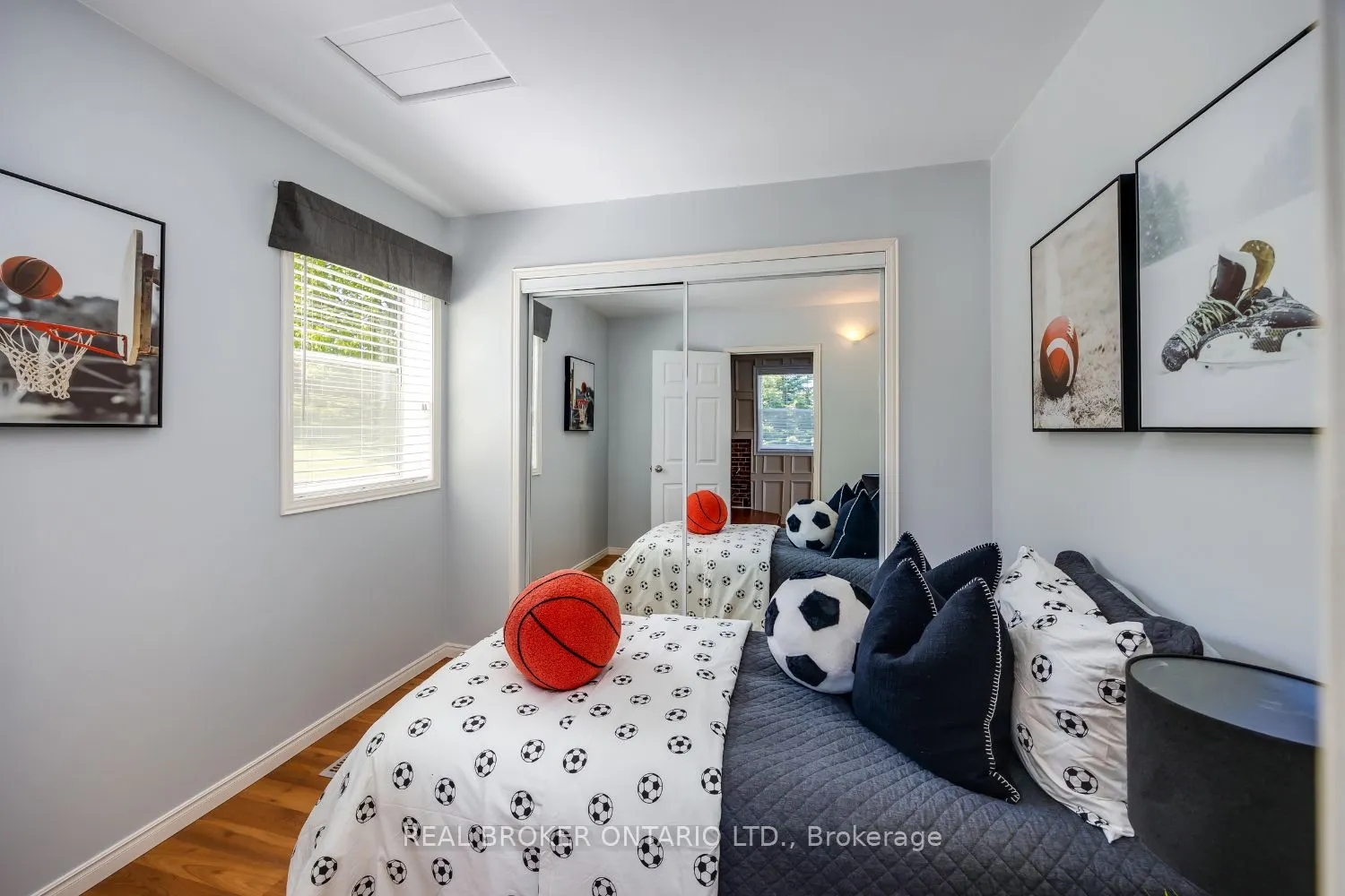 2359 Baseline Road W