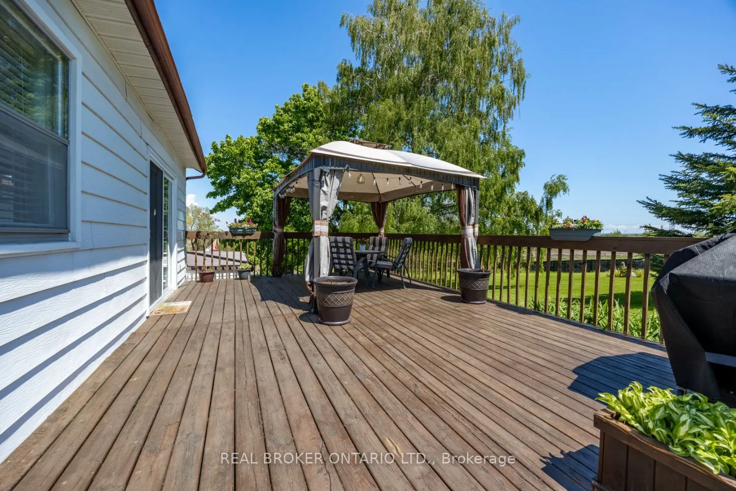 2359 Baseline Road W