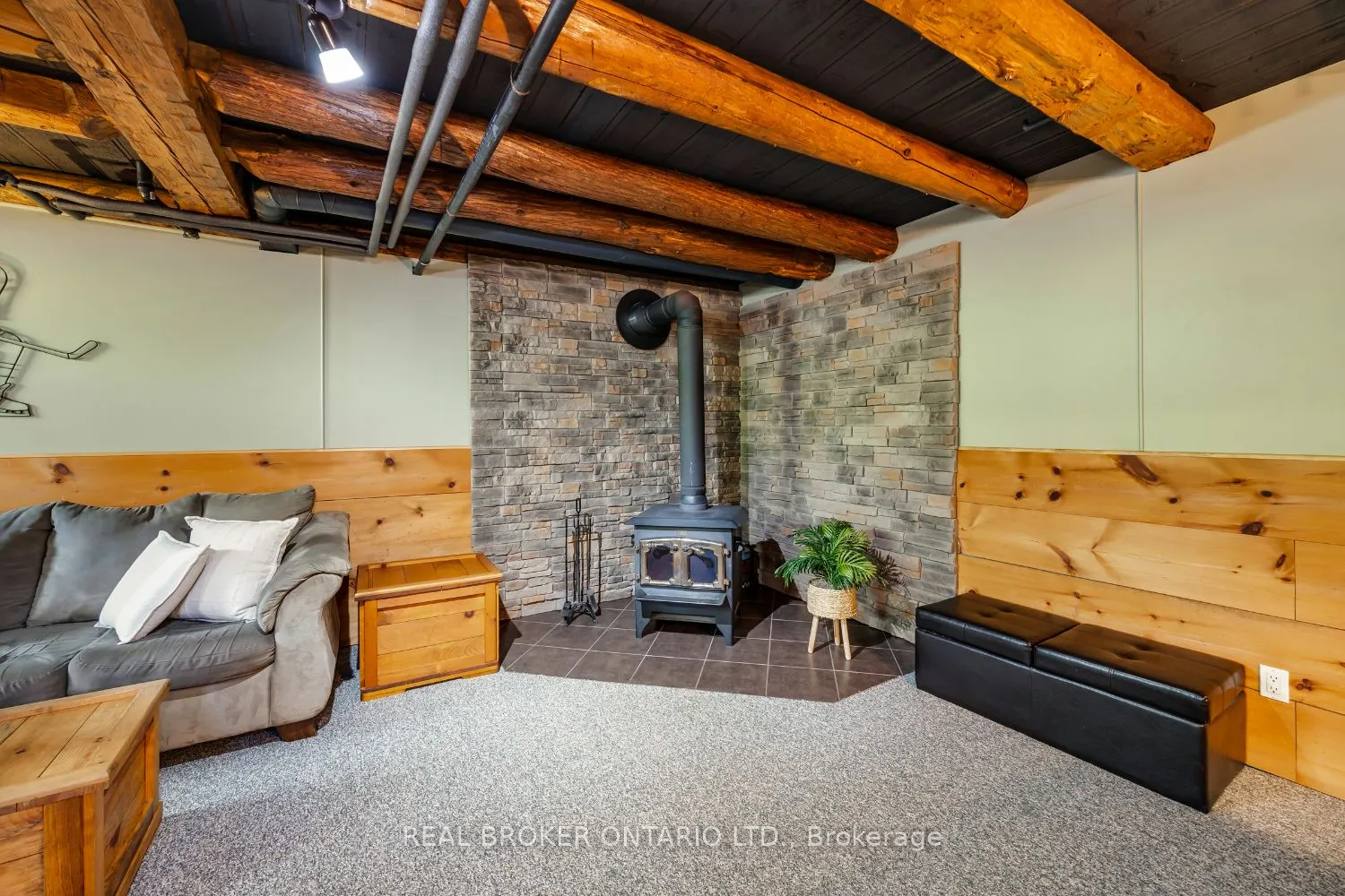 2359 Baseline Road W