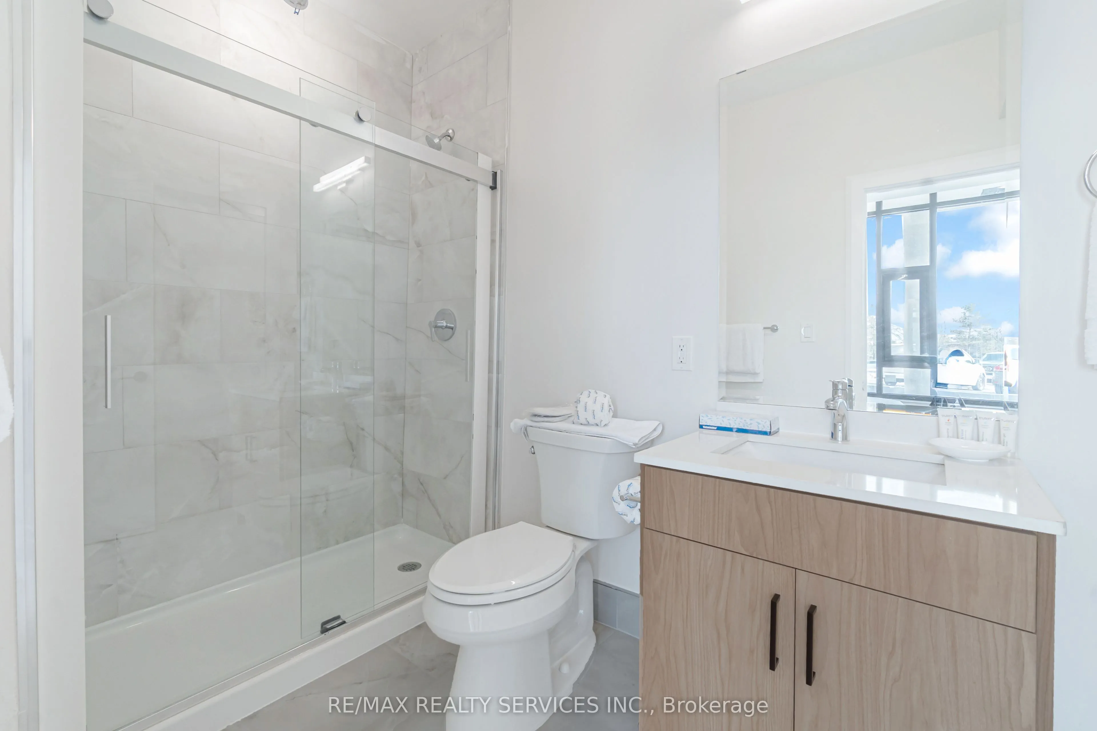 30 DEAN PARK Road, ##3