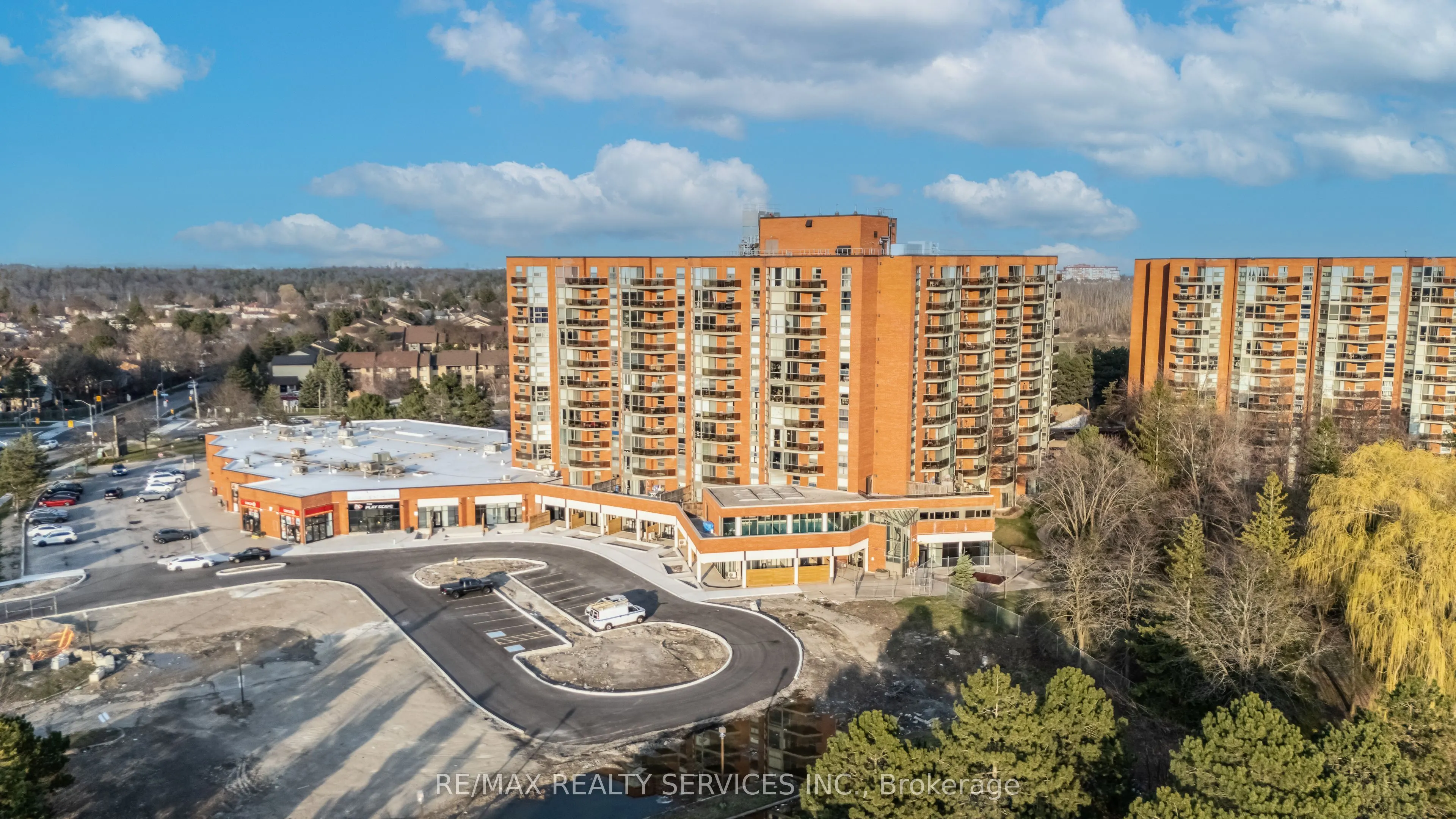 30 DEAN PARK Road, ##3