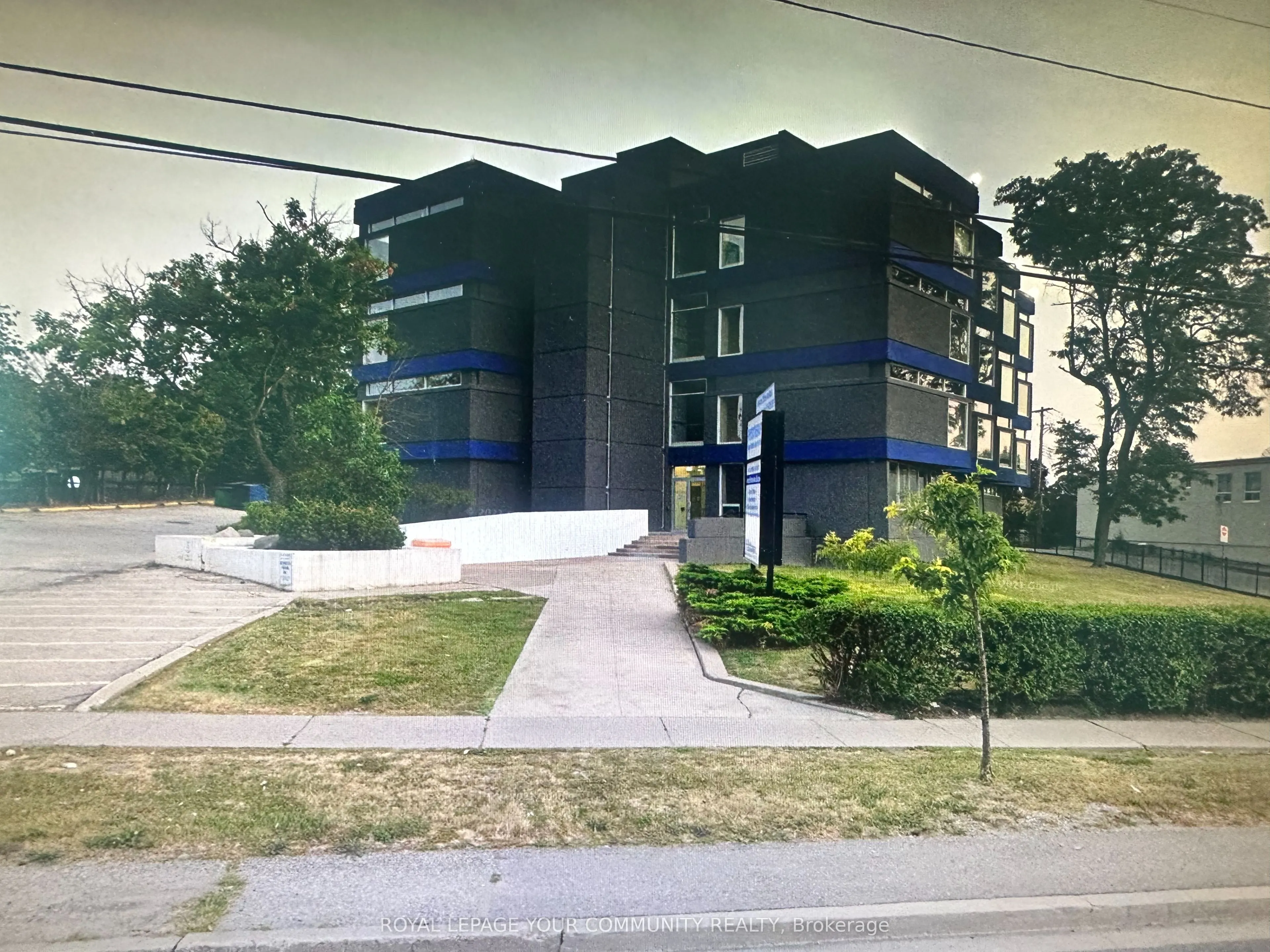 2901 Lawrence Avenue E, #301,302,307 & 308