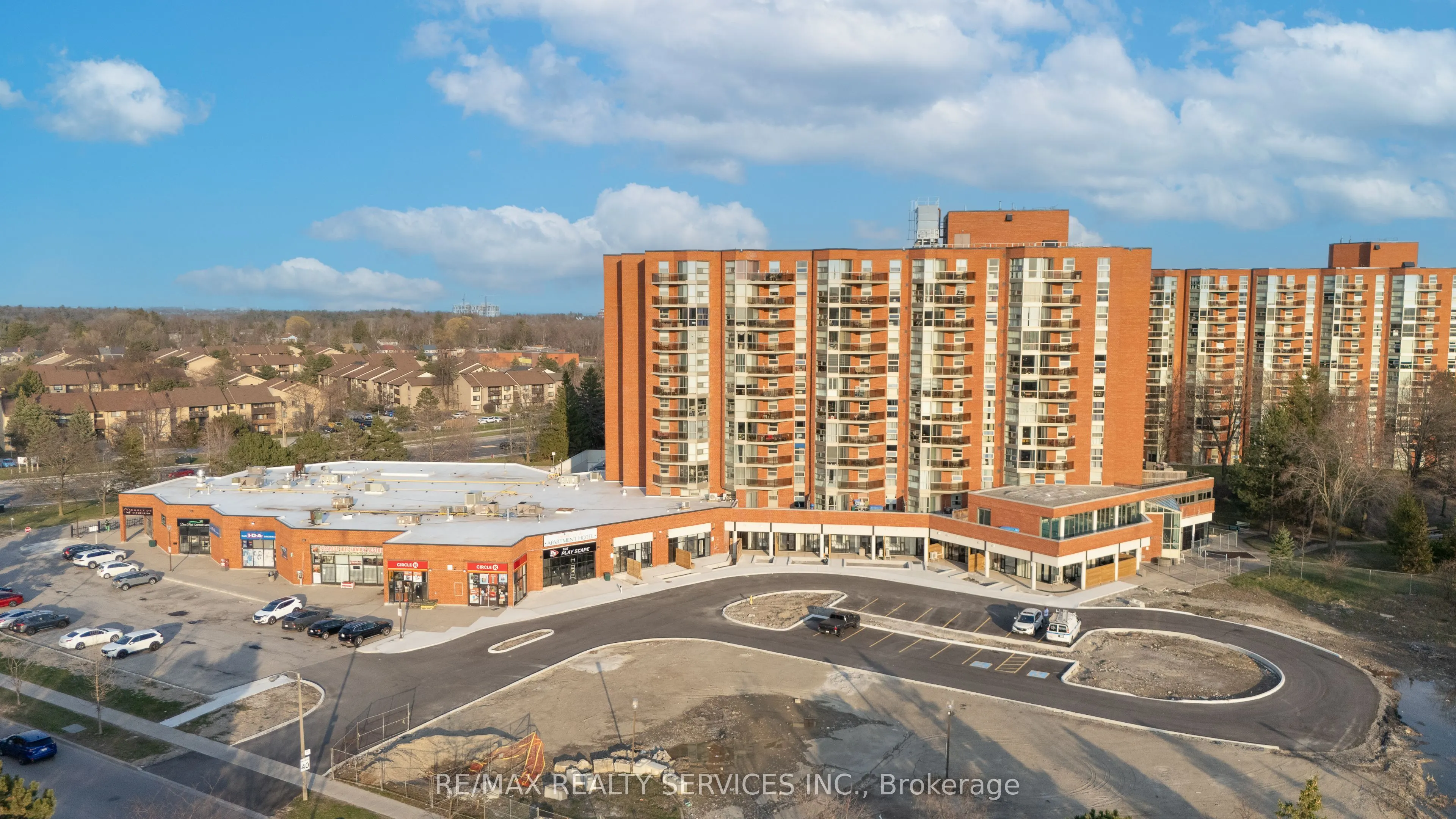 30 DEAN PARK Road, ##9