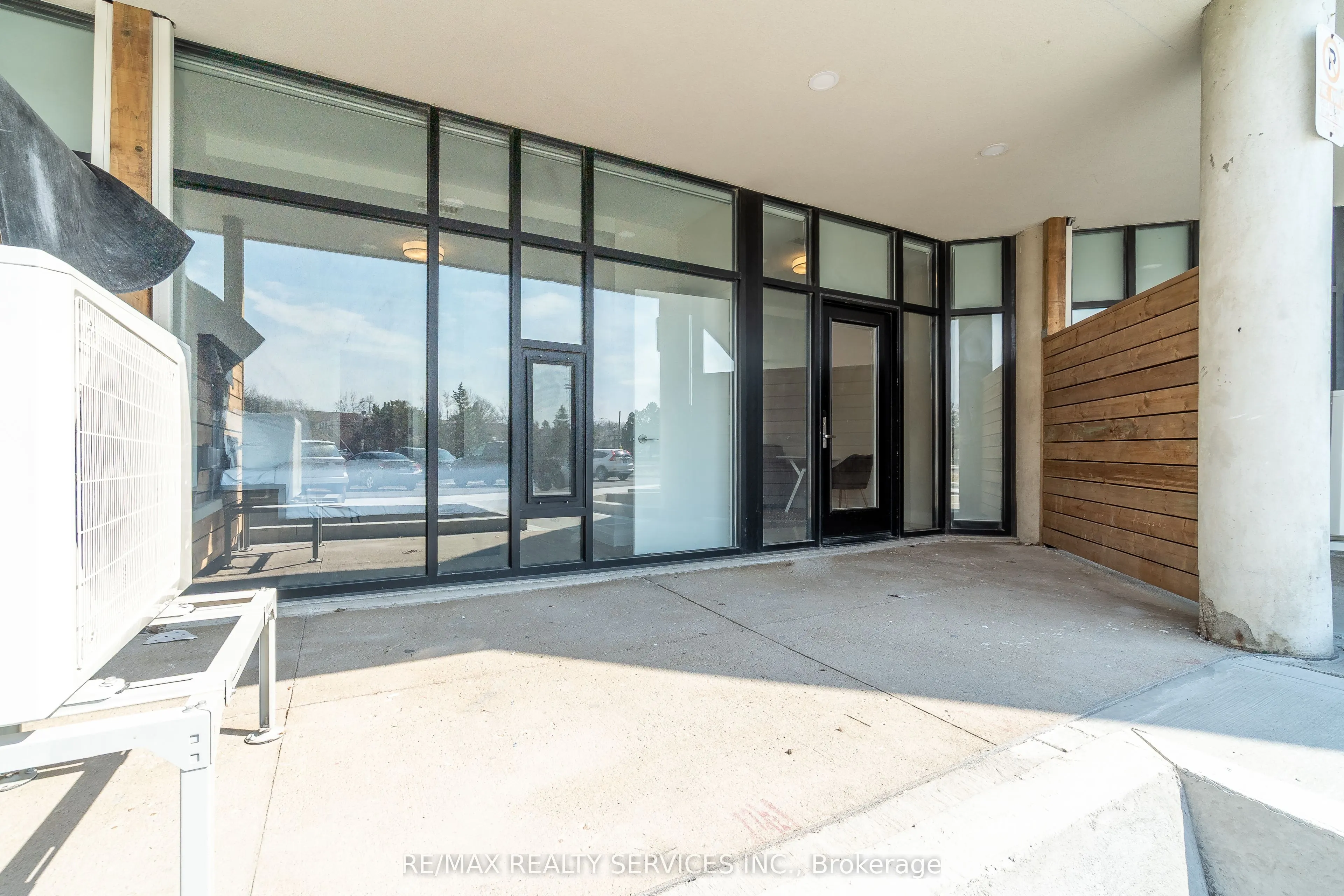 30 DEAN PARK Road, ##9