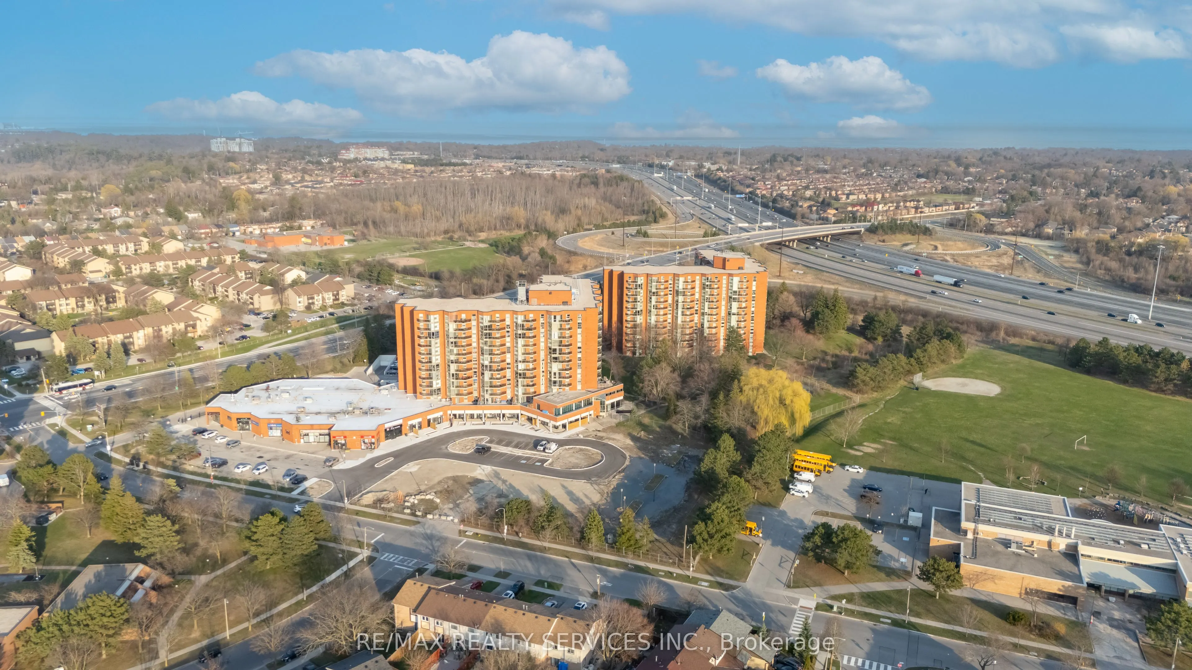 30 DEAN PARK Road, ##10