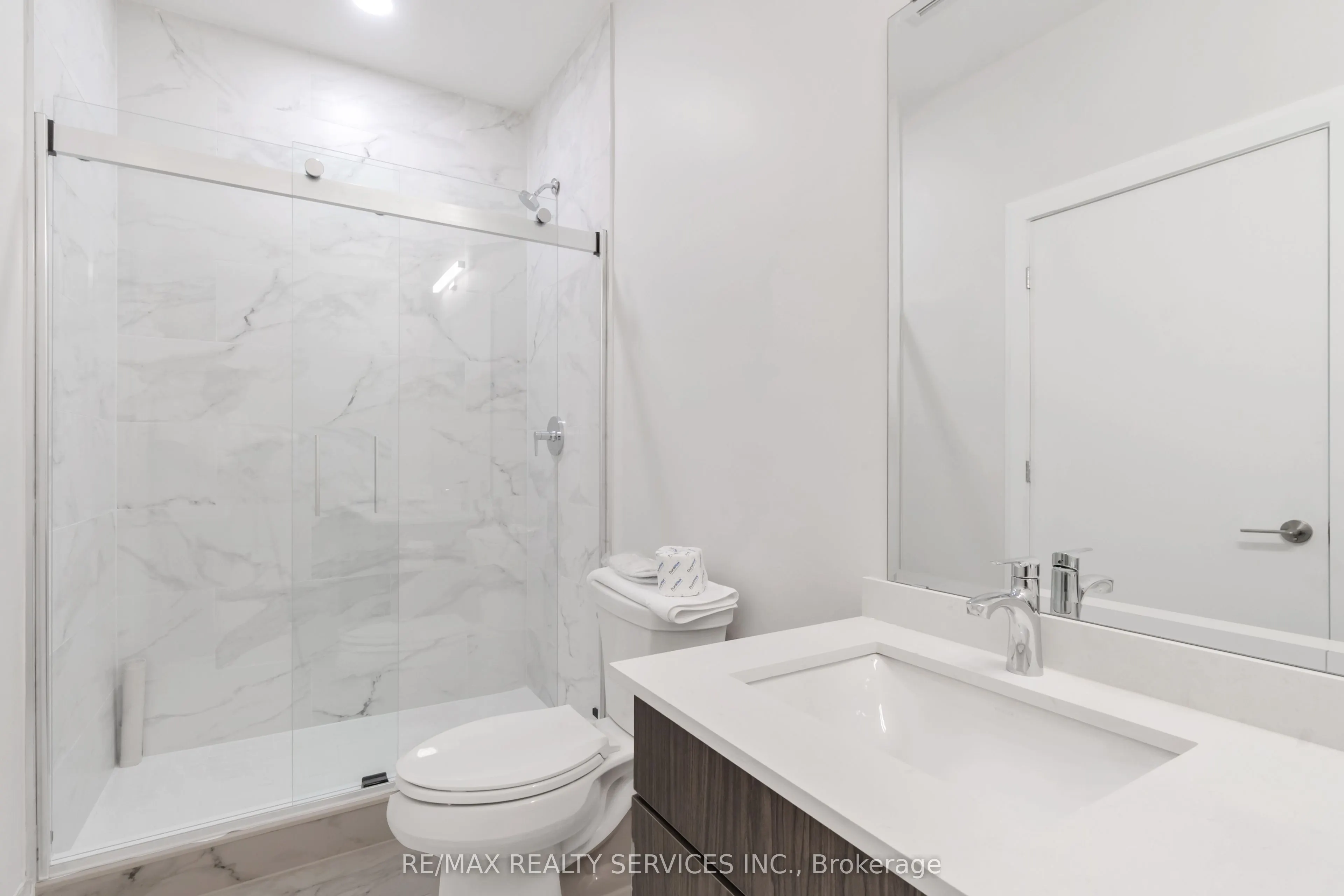 30 DEAN PARK Road, ##10