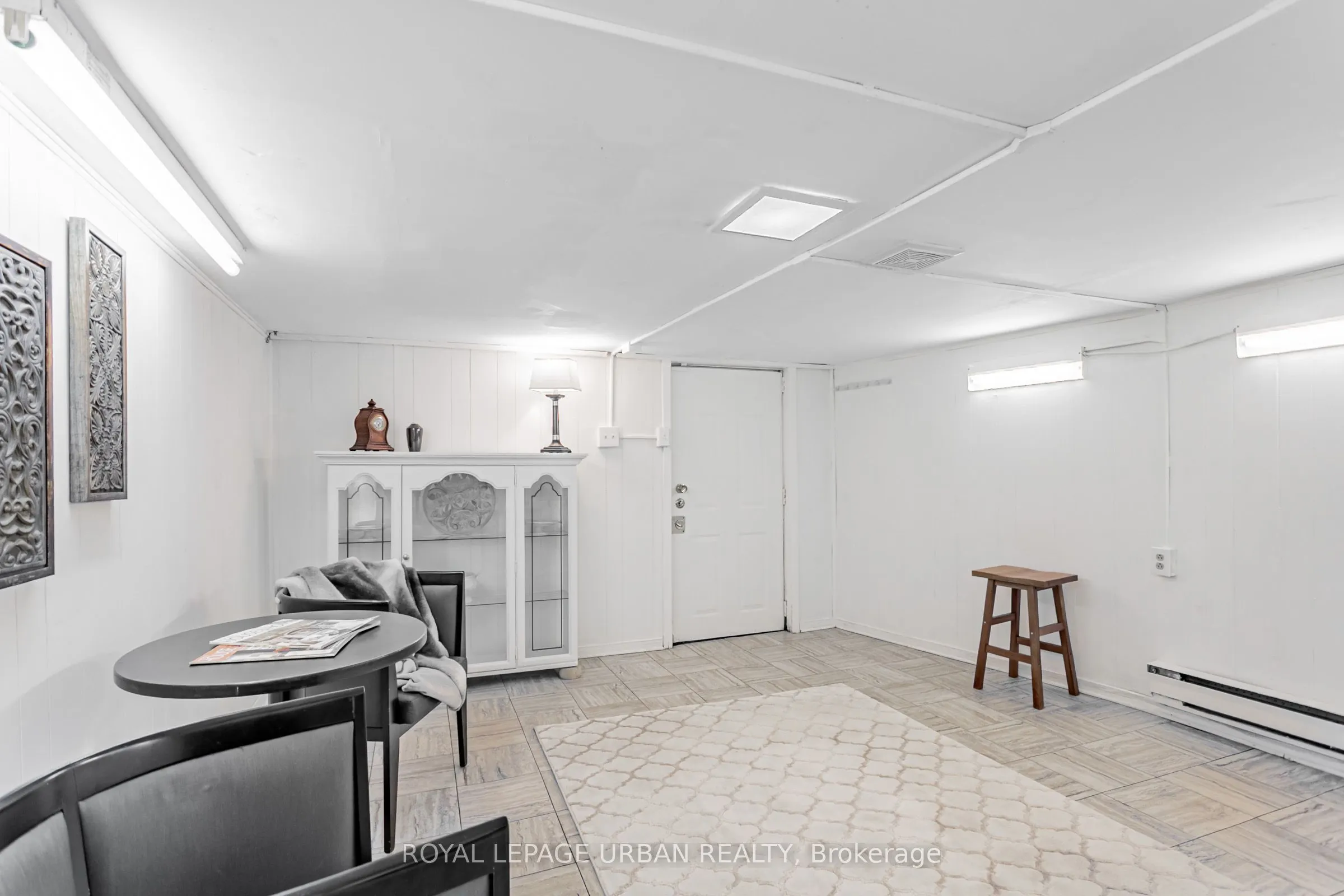 144 Aldwych Avenue