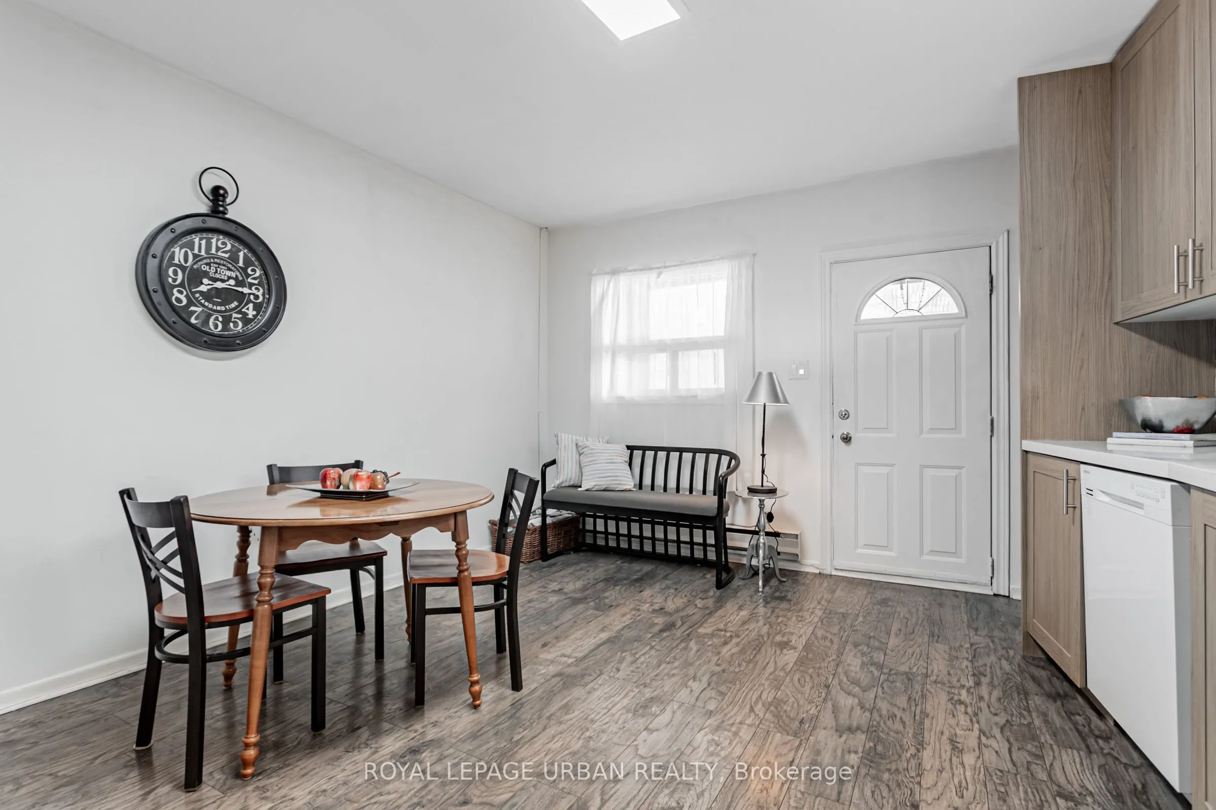 144 Aldwych Avenue