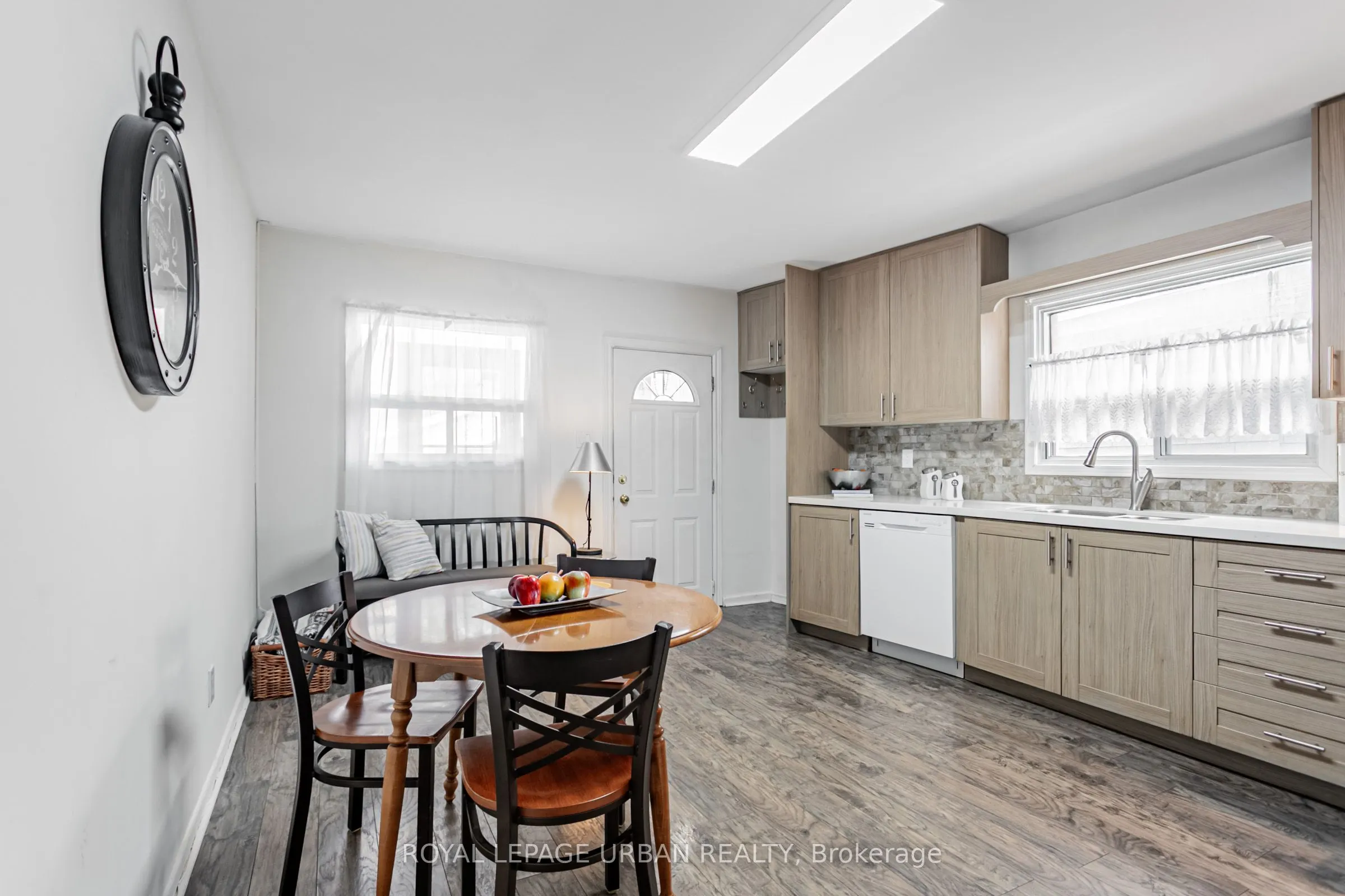 144 Aldwych Avenue