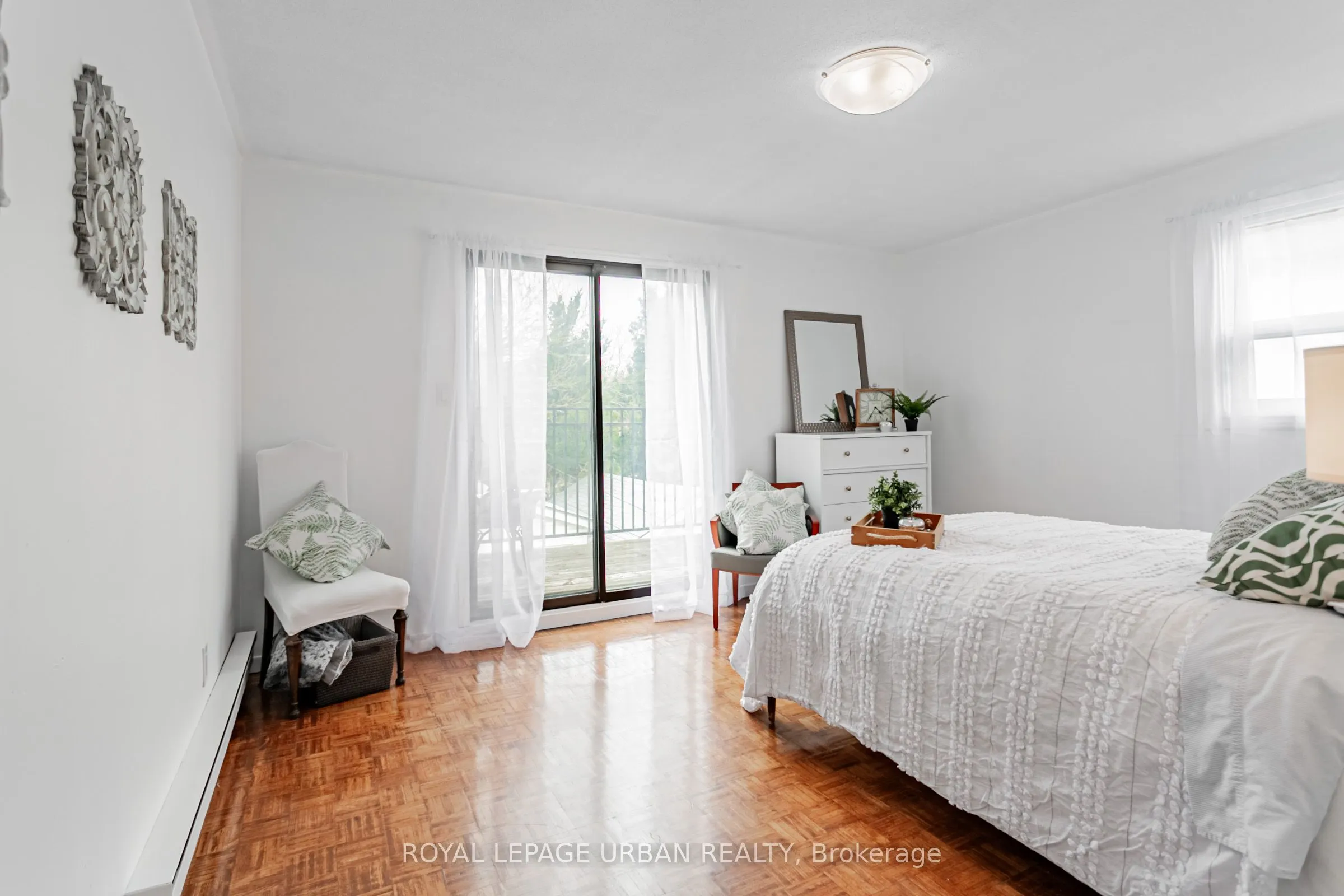 144 Aldwych Avenue