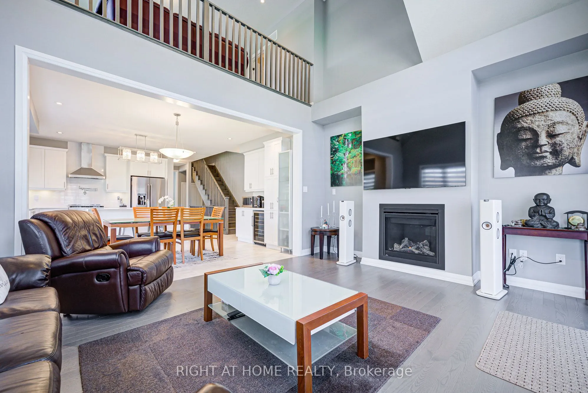 42 Waterbury Crescent