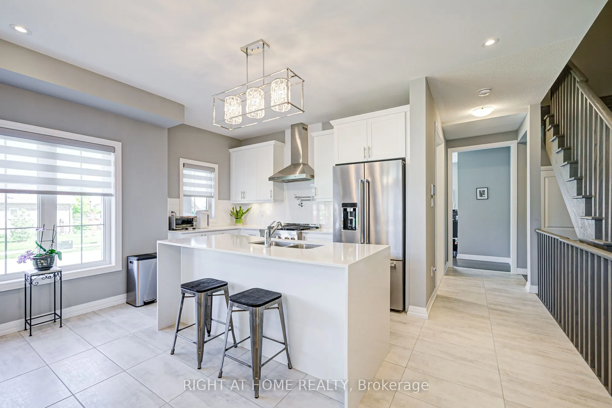 42 Waterbury Crescent