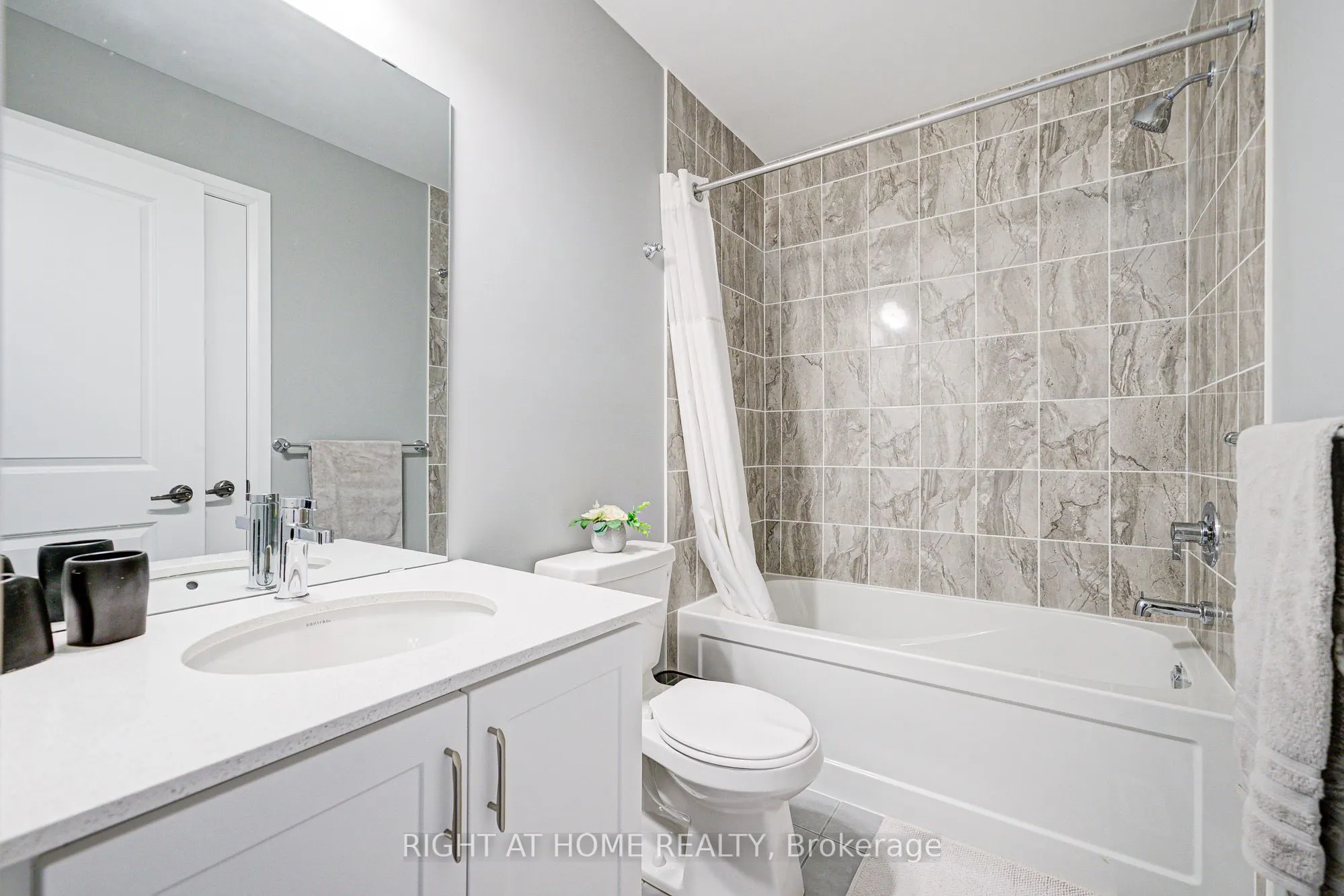42 Waterbury Crescent