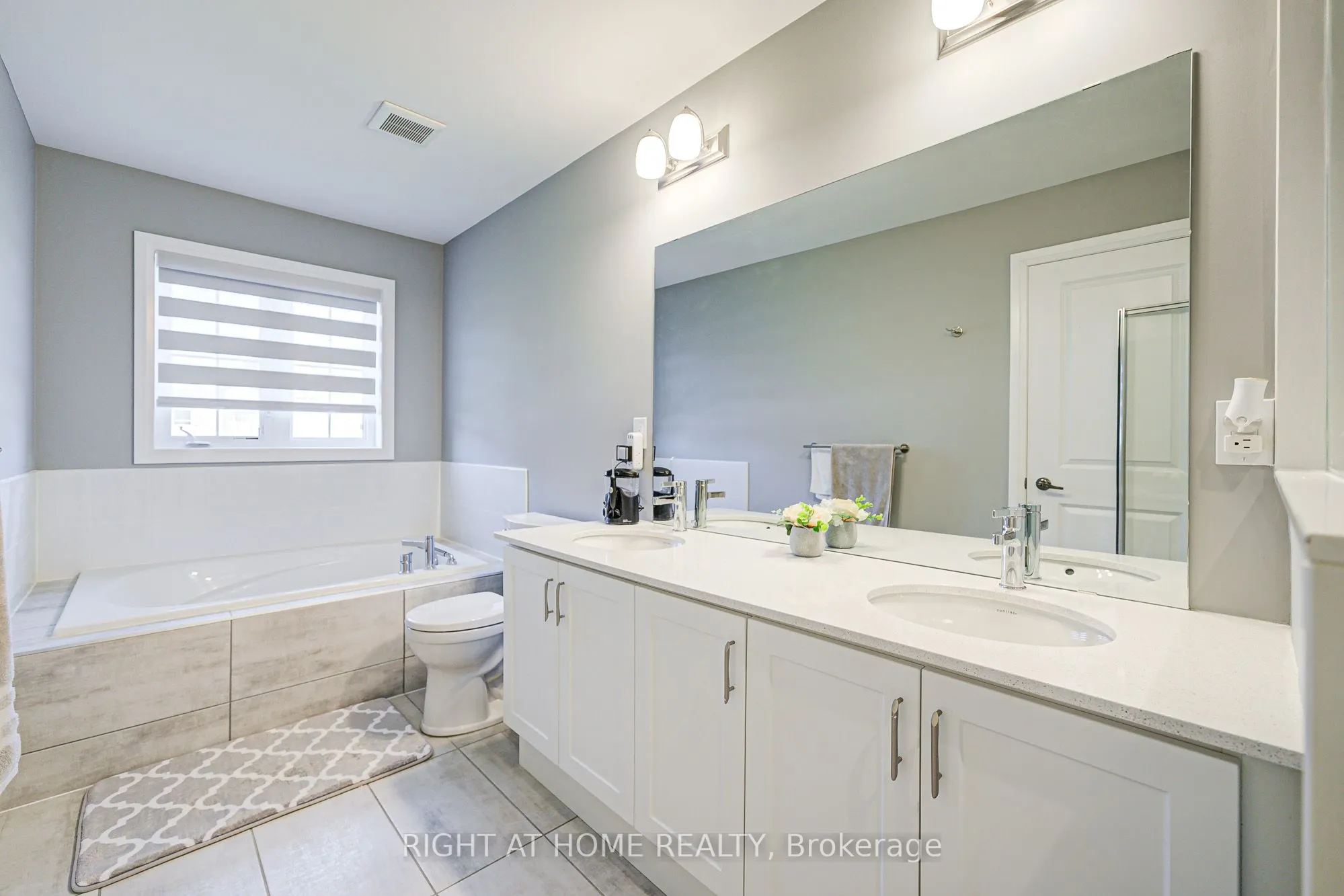 42 Waterbury Crescent