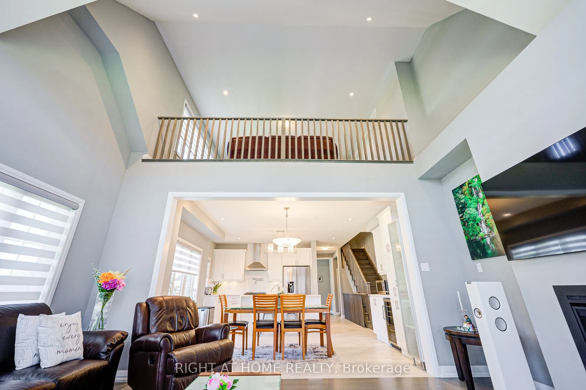 42 Waterbury Crescent