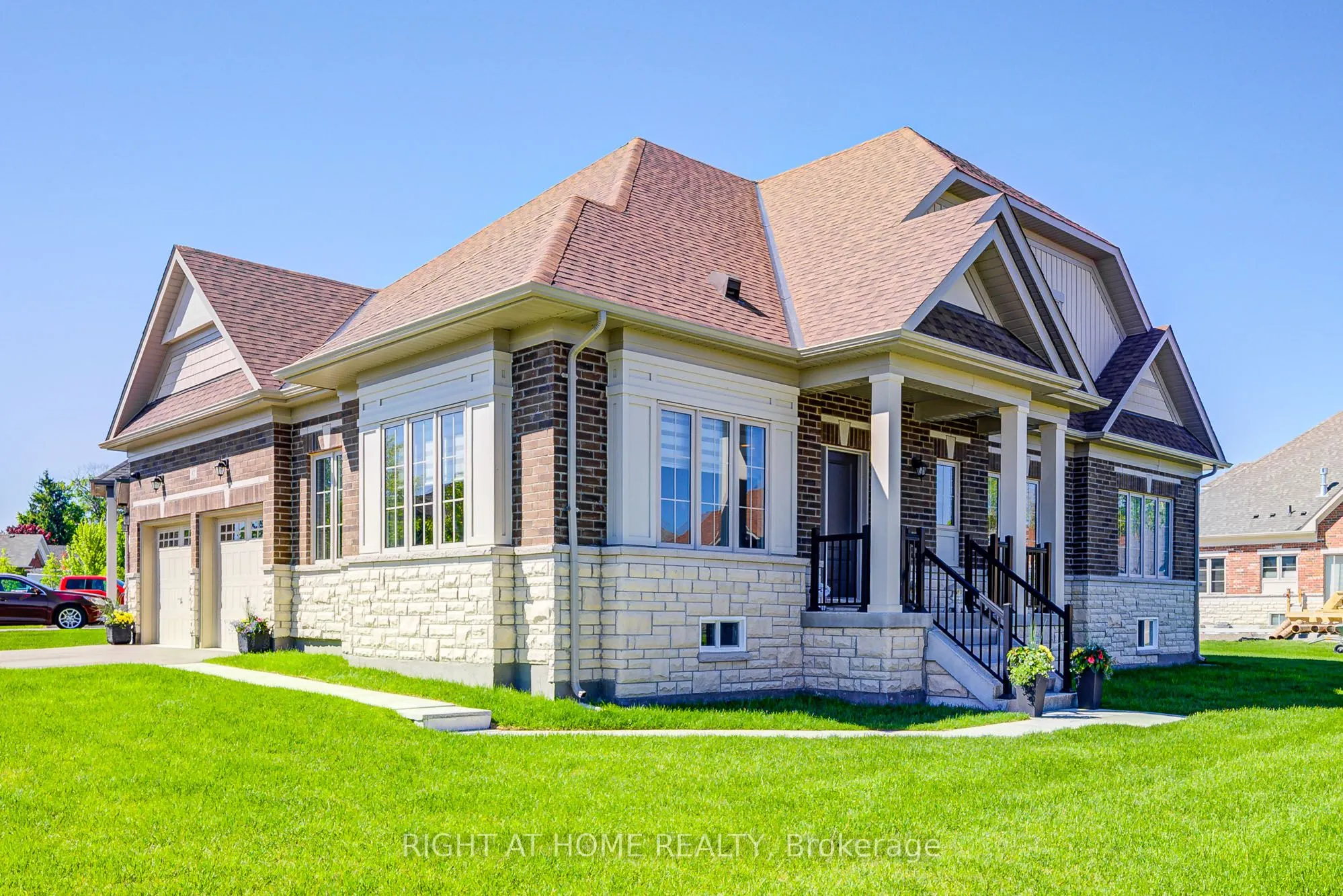 42 Waterbury Crescent