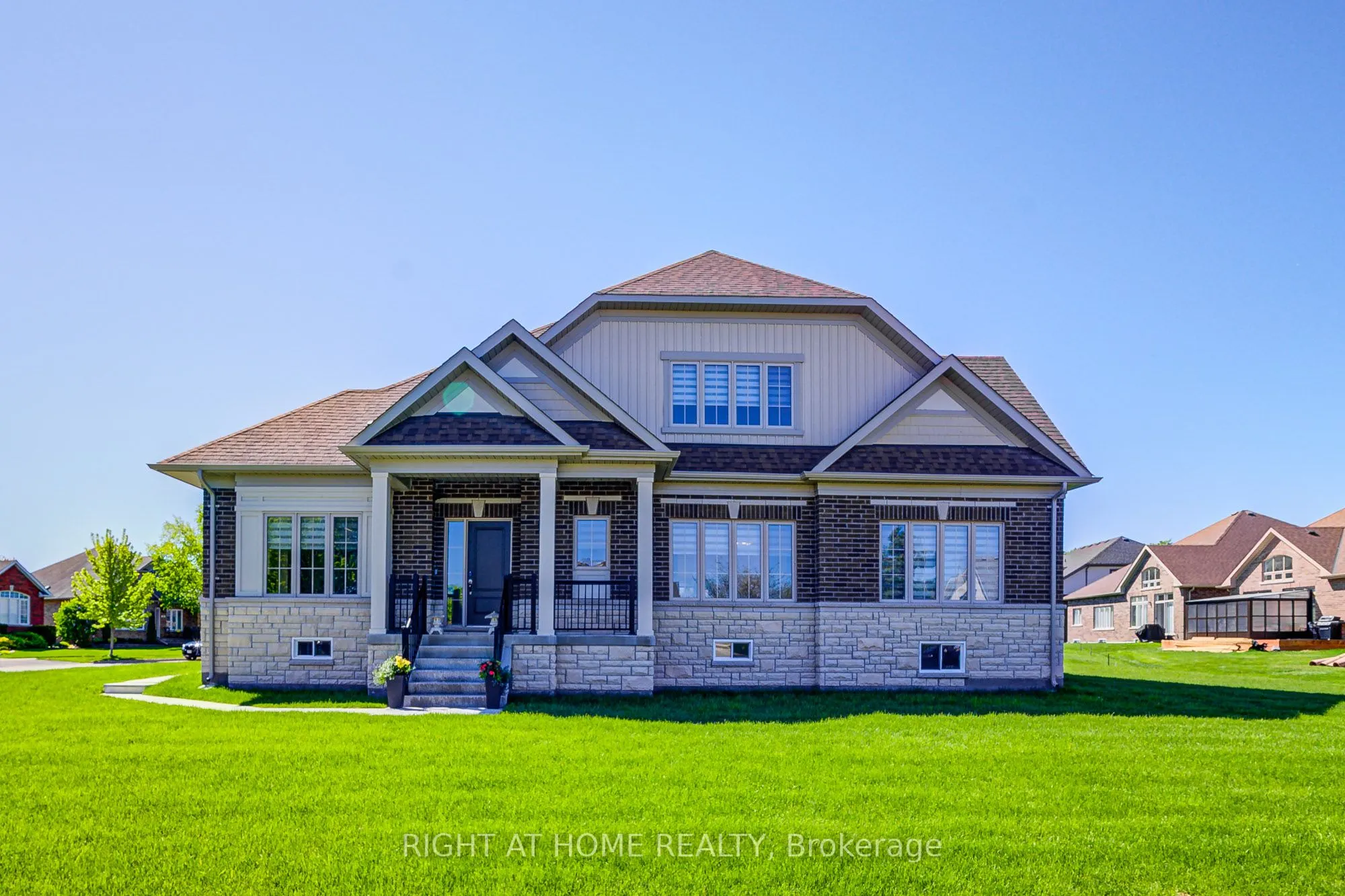 42 Waterbury Crescent