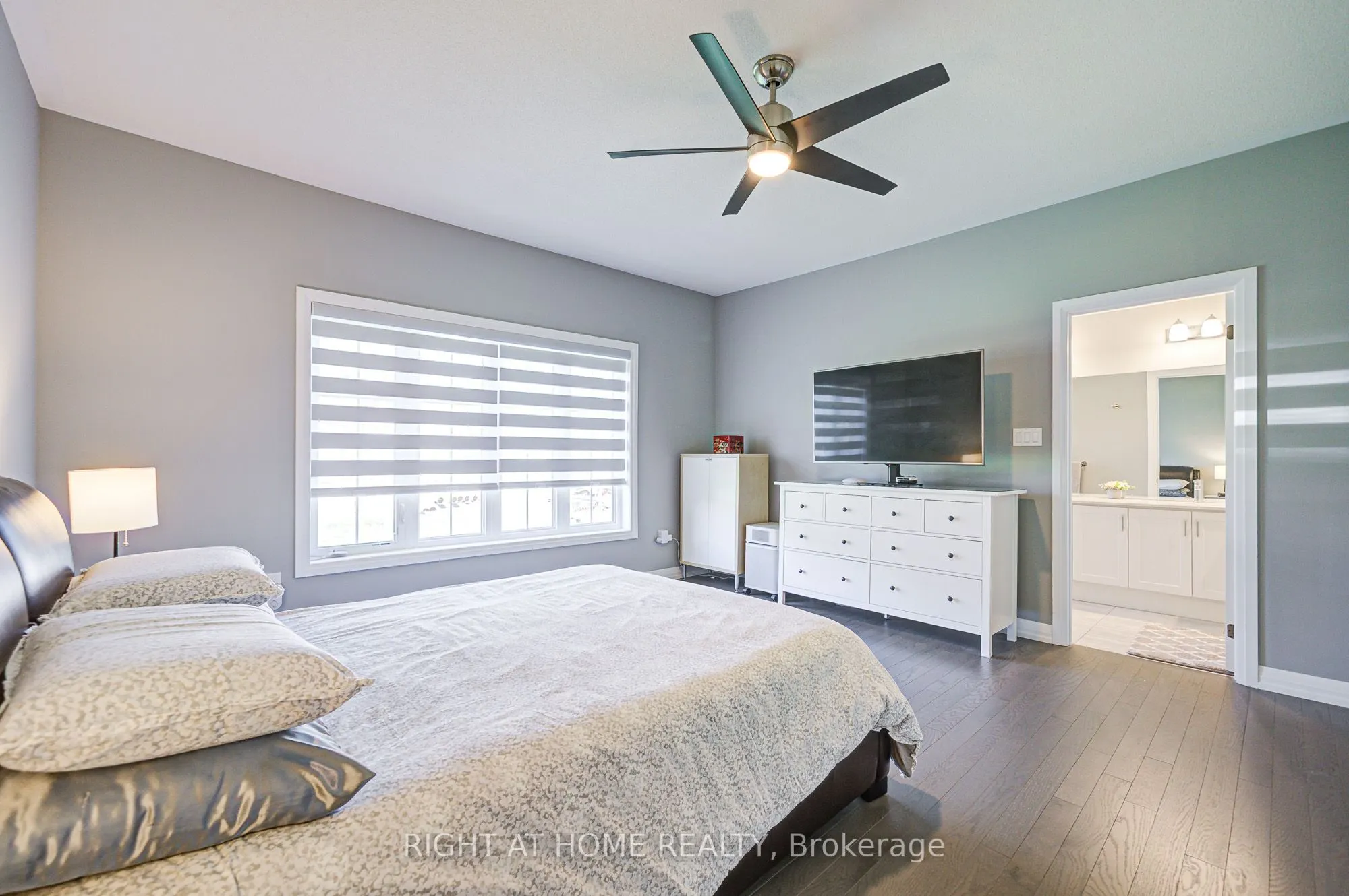 42 Waterbury Crescent