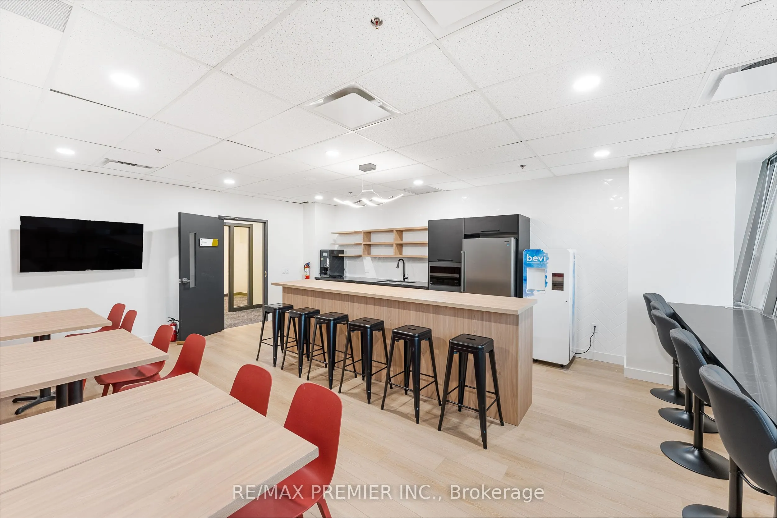 305 Milner Avenue, #700-10