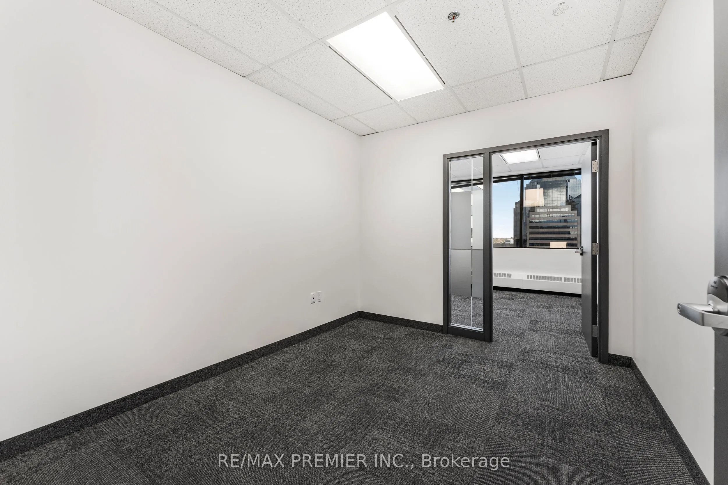 305 Milner Avenue, #700-10