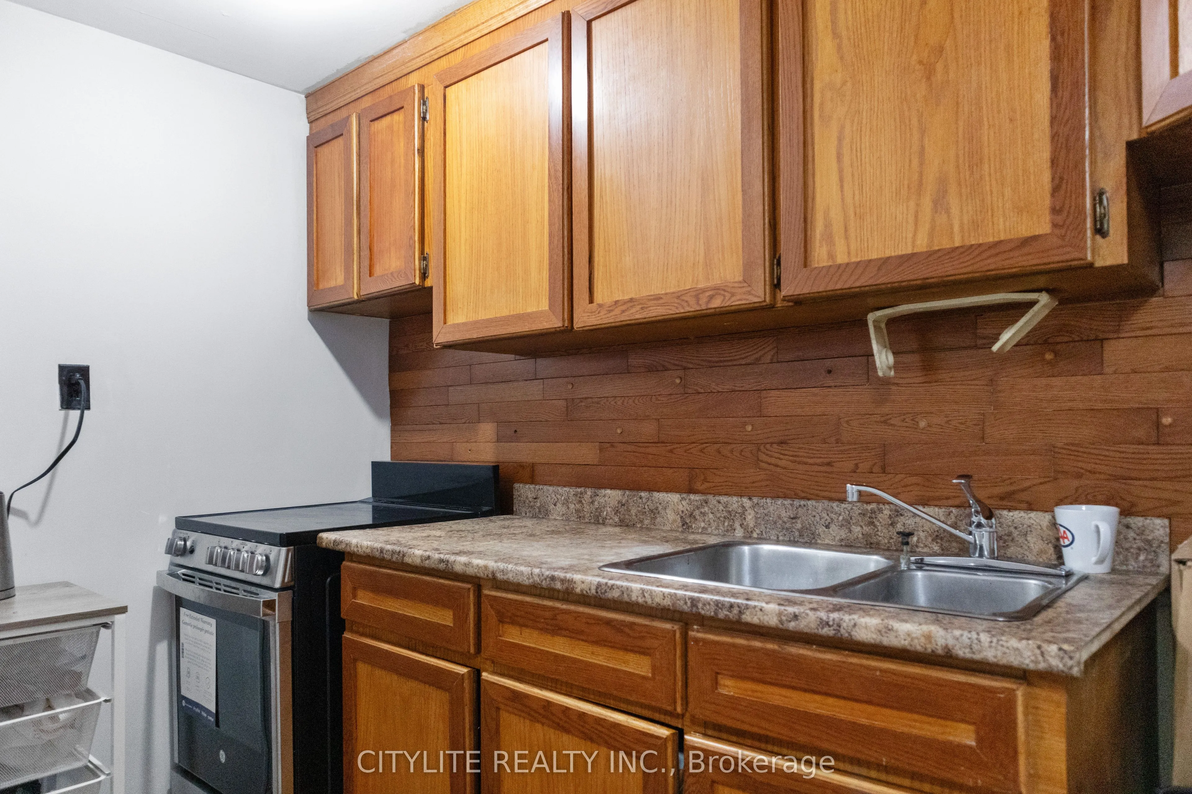 2 Emmeline Crescent