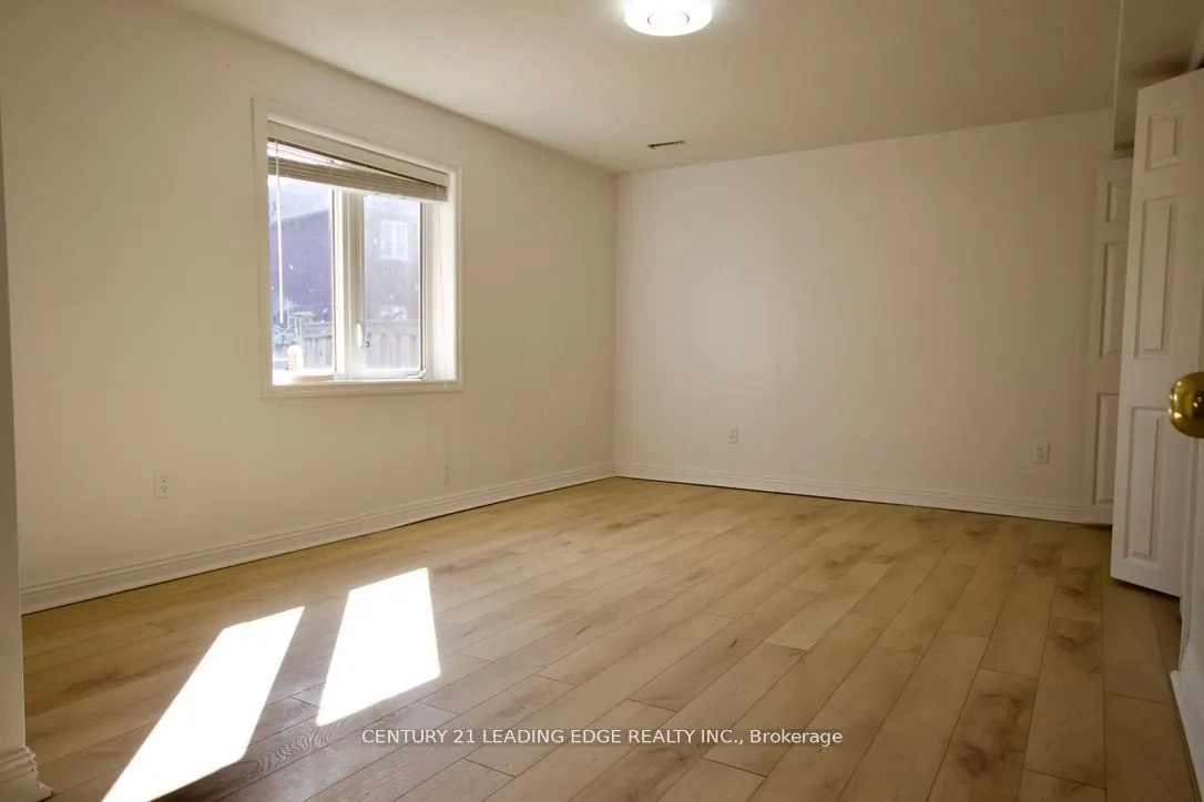 91 Gillett Drive, #Lower