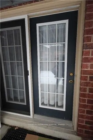 91 Gillett Drive, #Lower