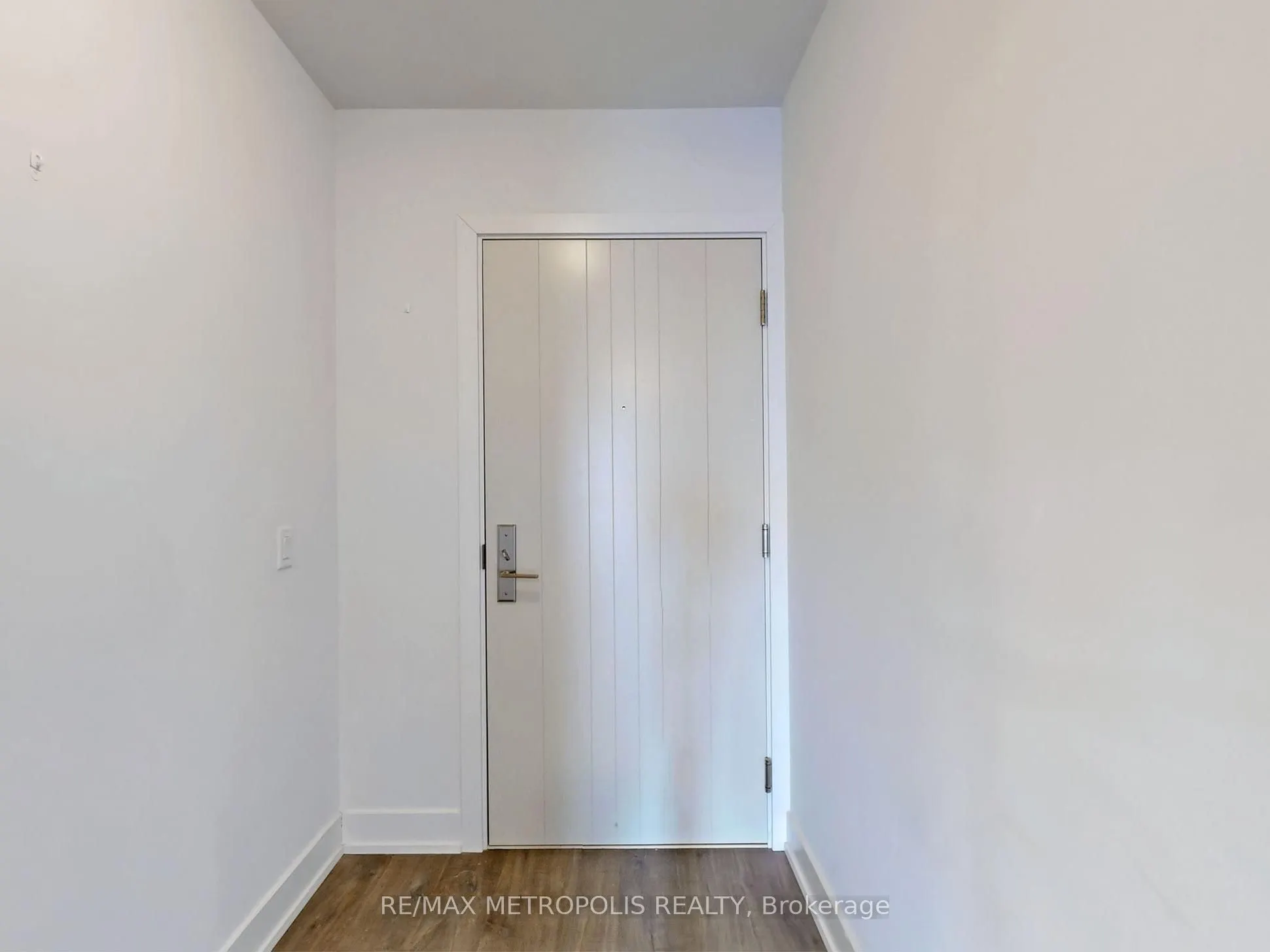 2550 Simcoe Street N, #2020