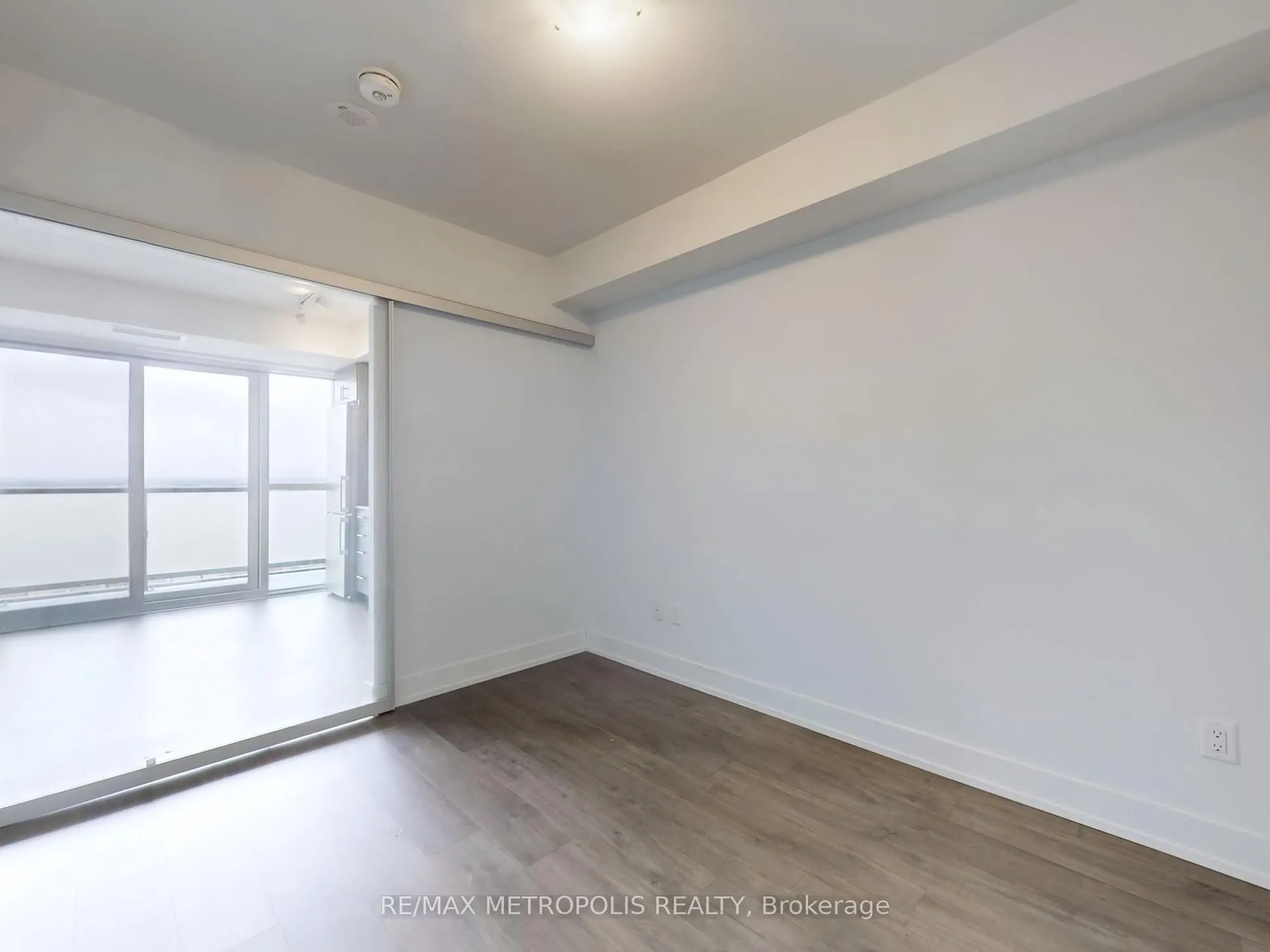 2550 Simcoe Street N, #2020