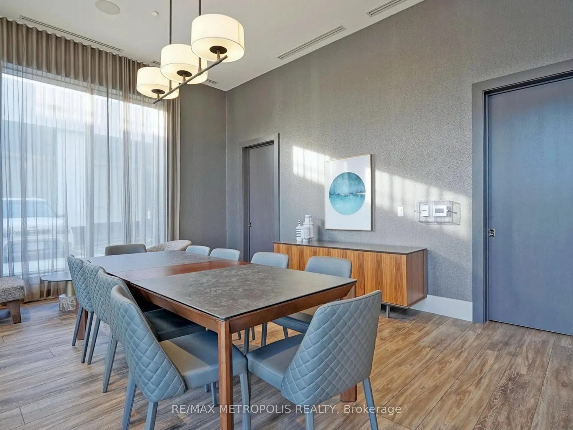 2550 Simcoe Street N, #2020