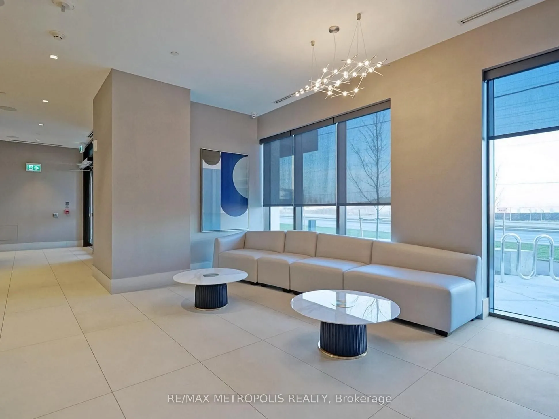 2550 Simcoe Street N, #2020