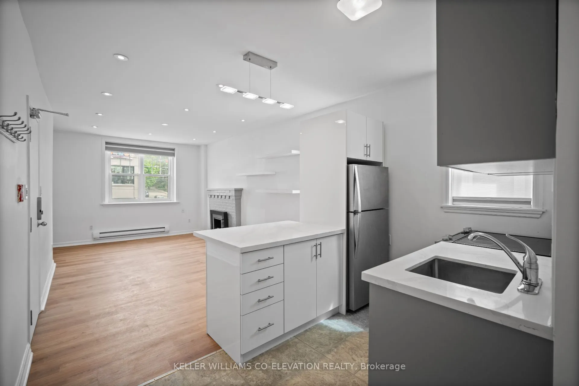 2461 Queen Street E, #8