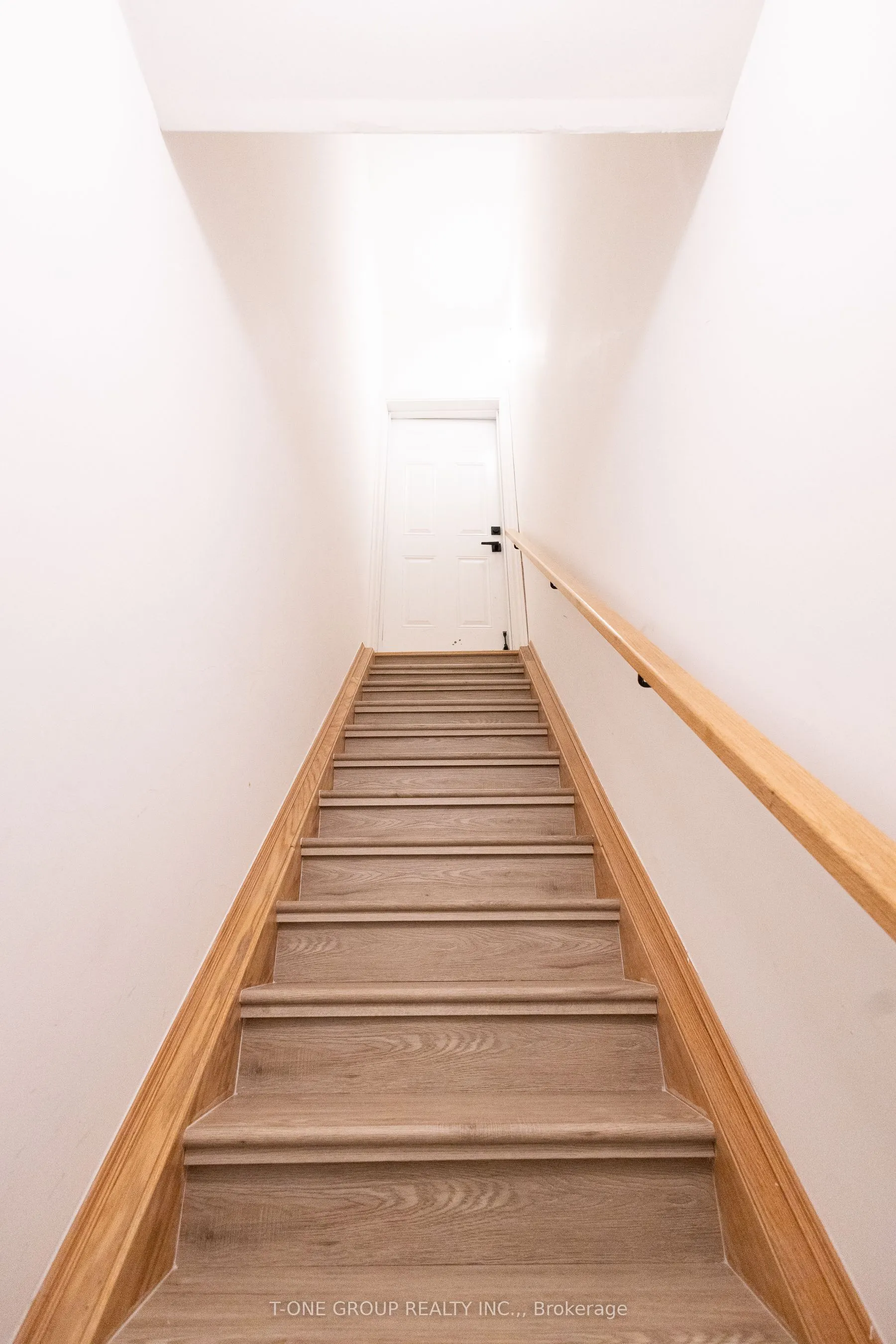 2728 William Jackson Drive, #7