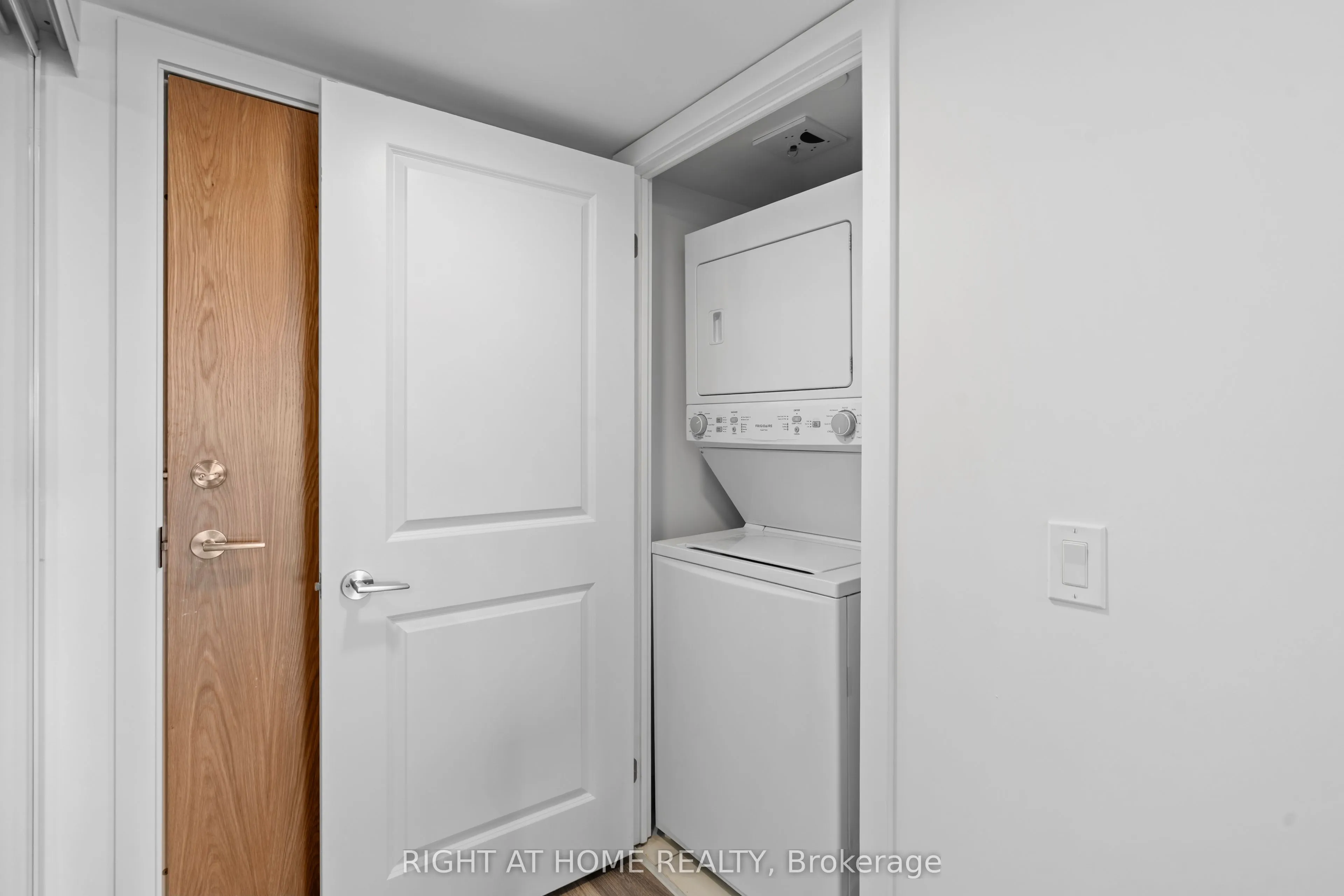 1435 Celebration Drive, #909