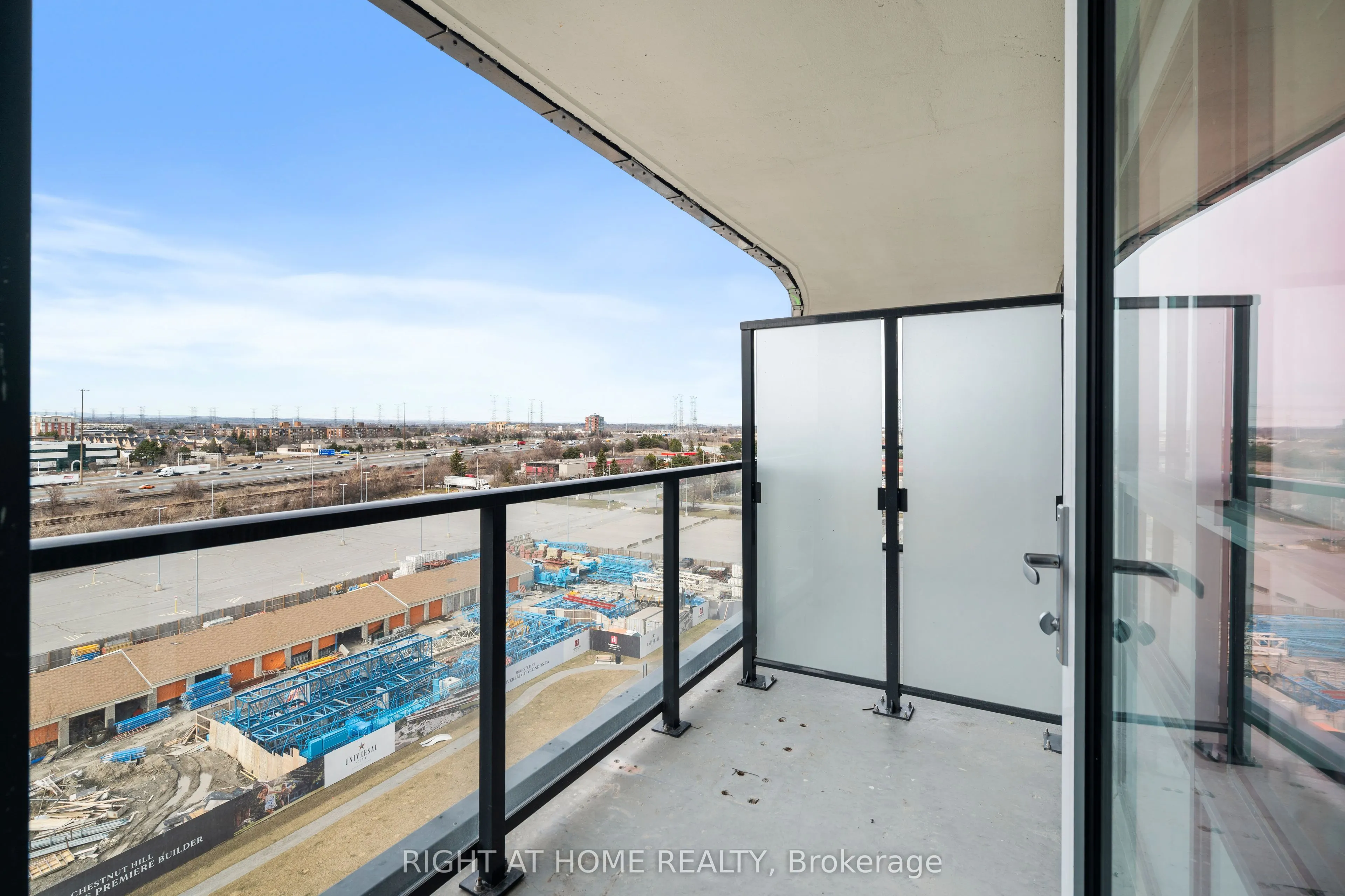 1435 Celebration Drive, #909
