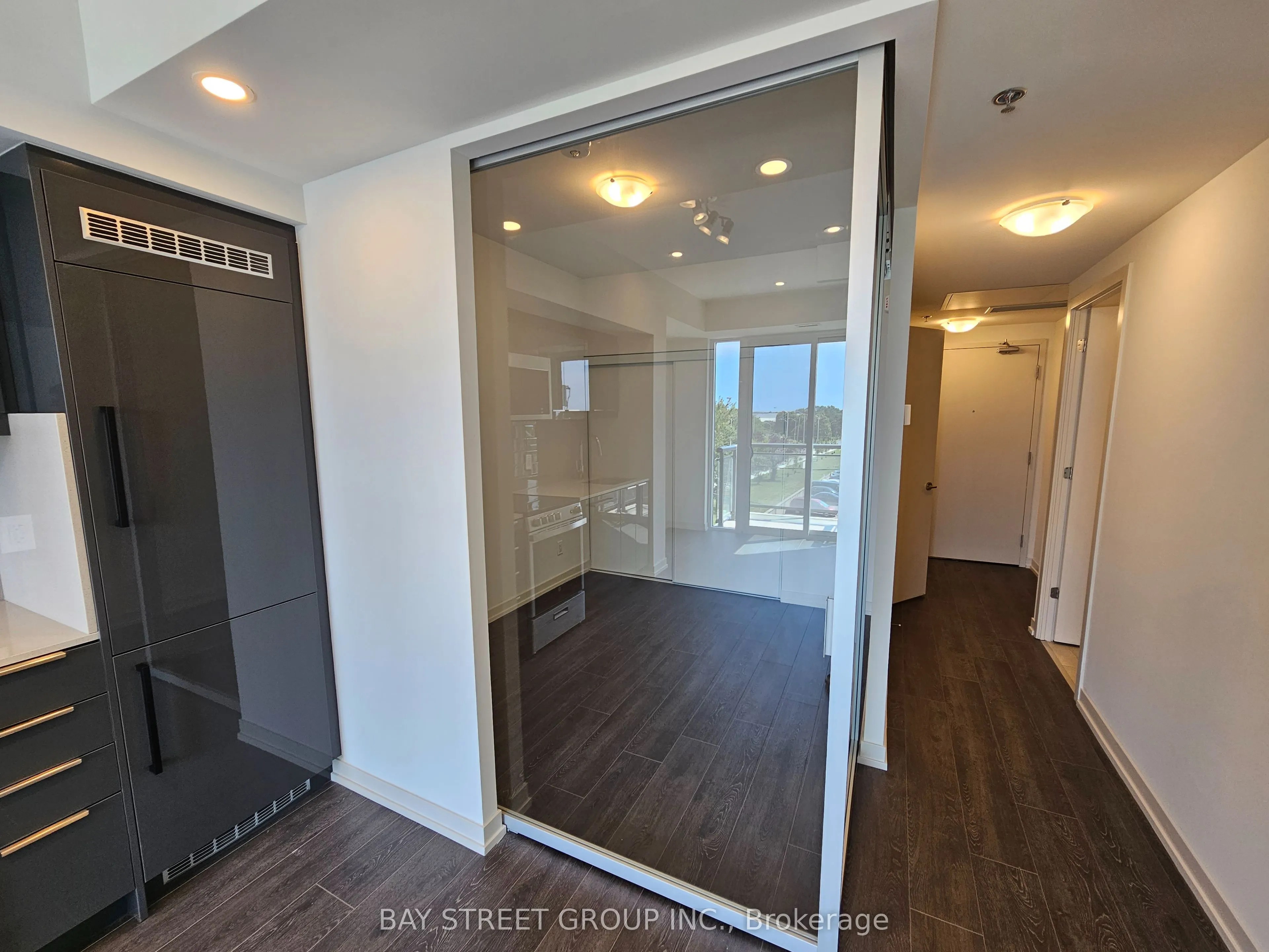90 Glen Everest Road, #323