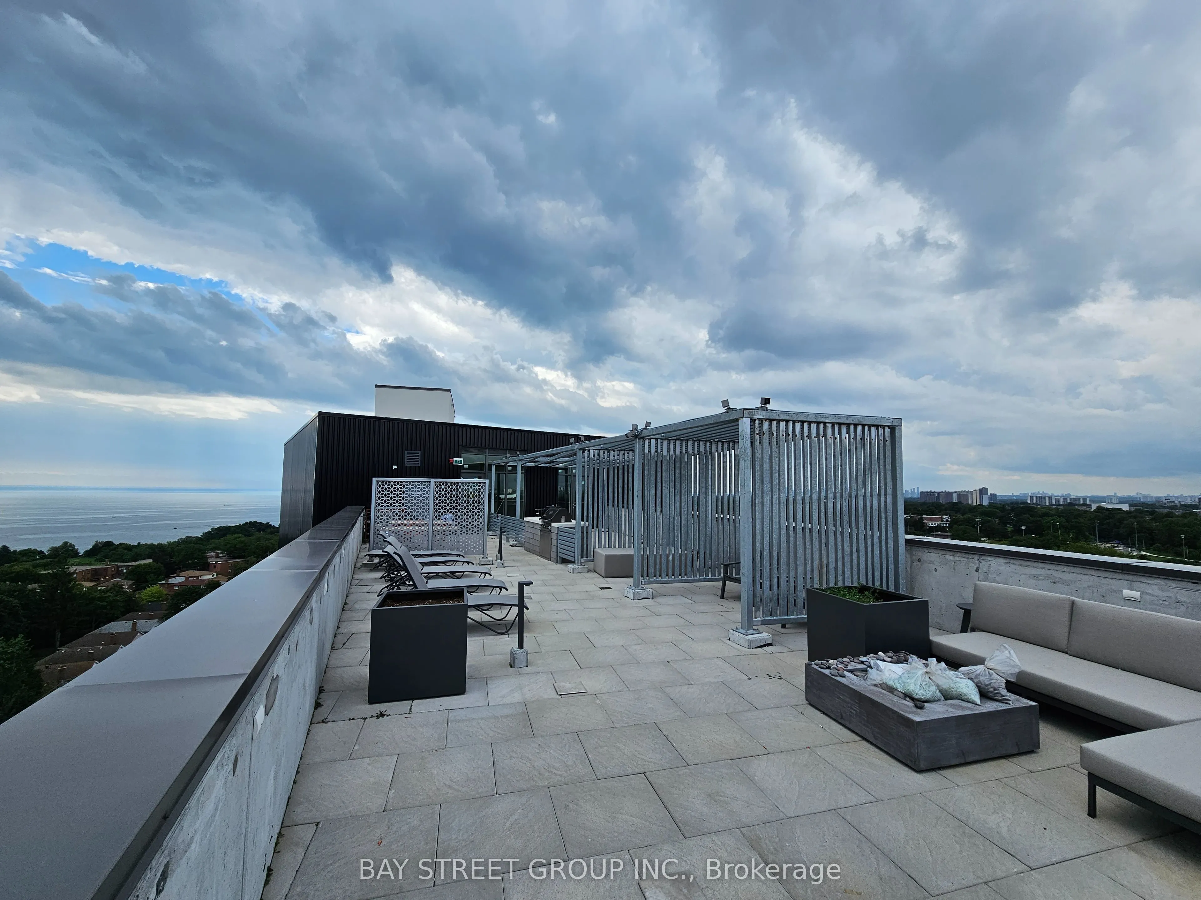 90 Glen Everest Road, #323