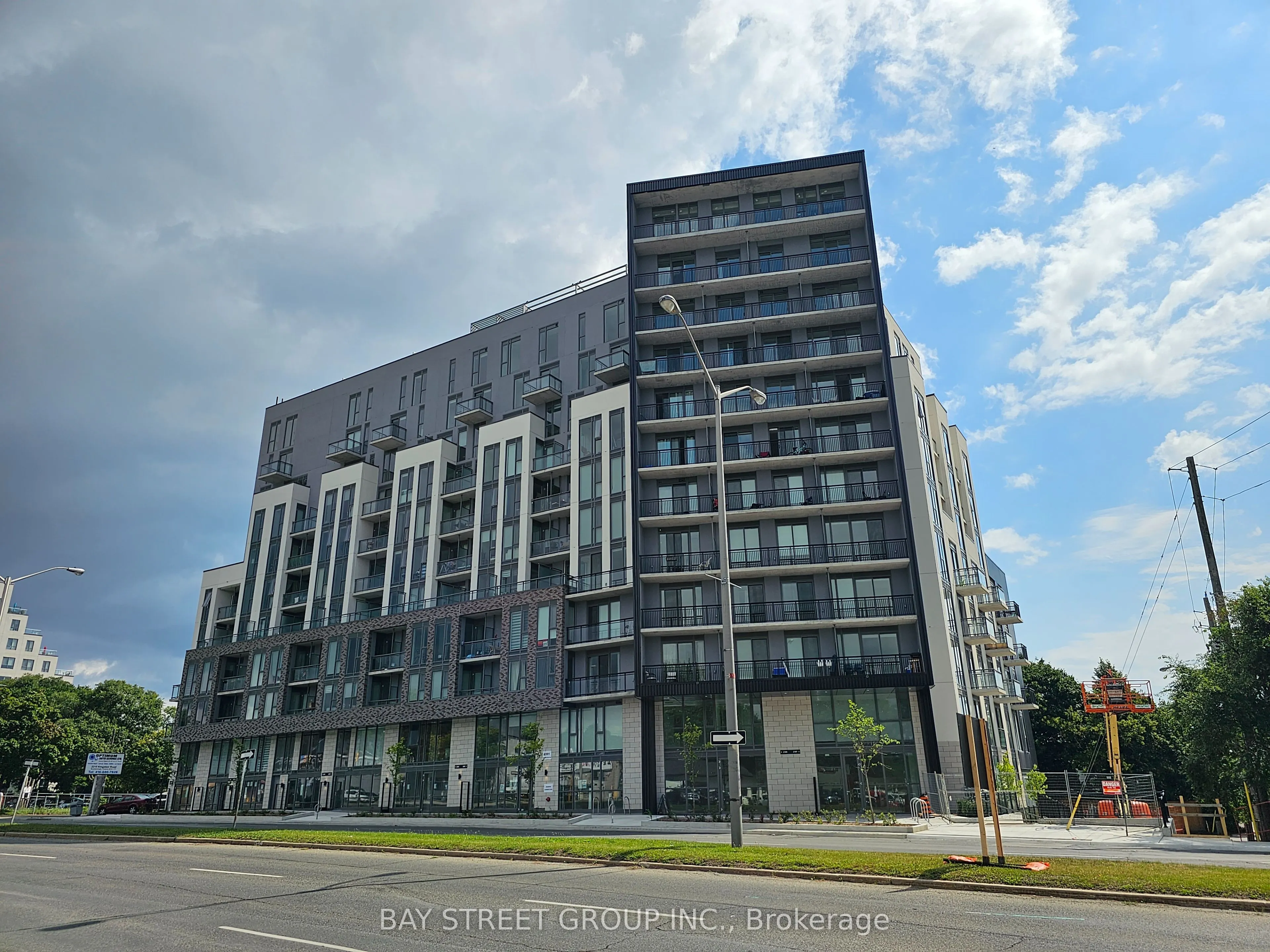 90 Glen Everest Road, #323