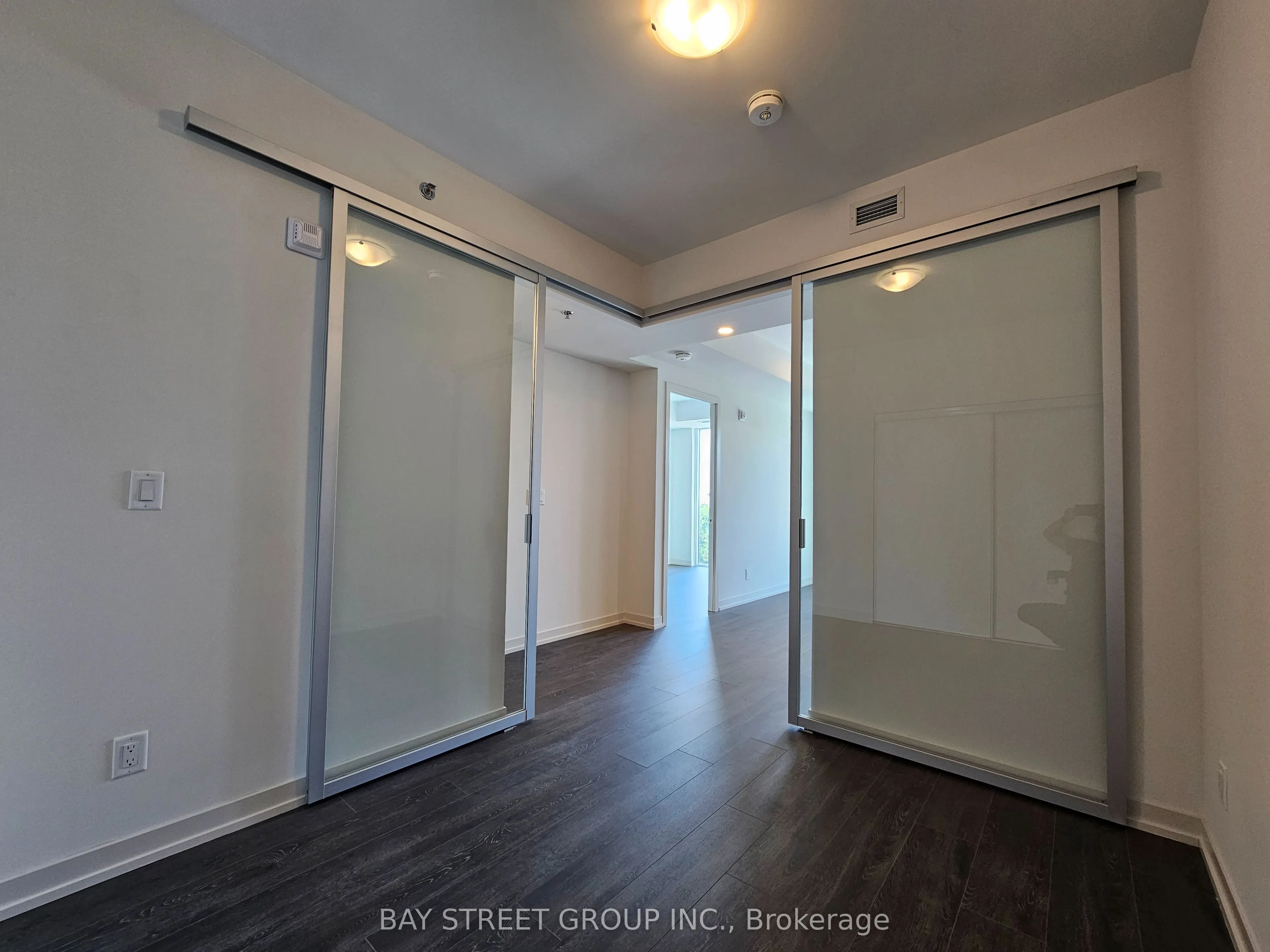 90 Glen Everest Road, #323