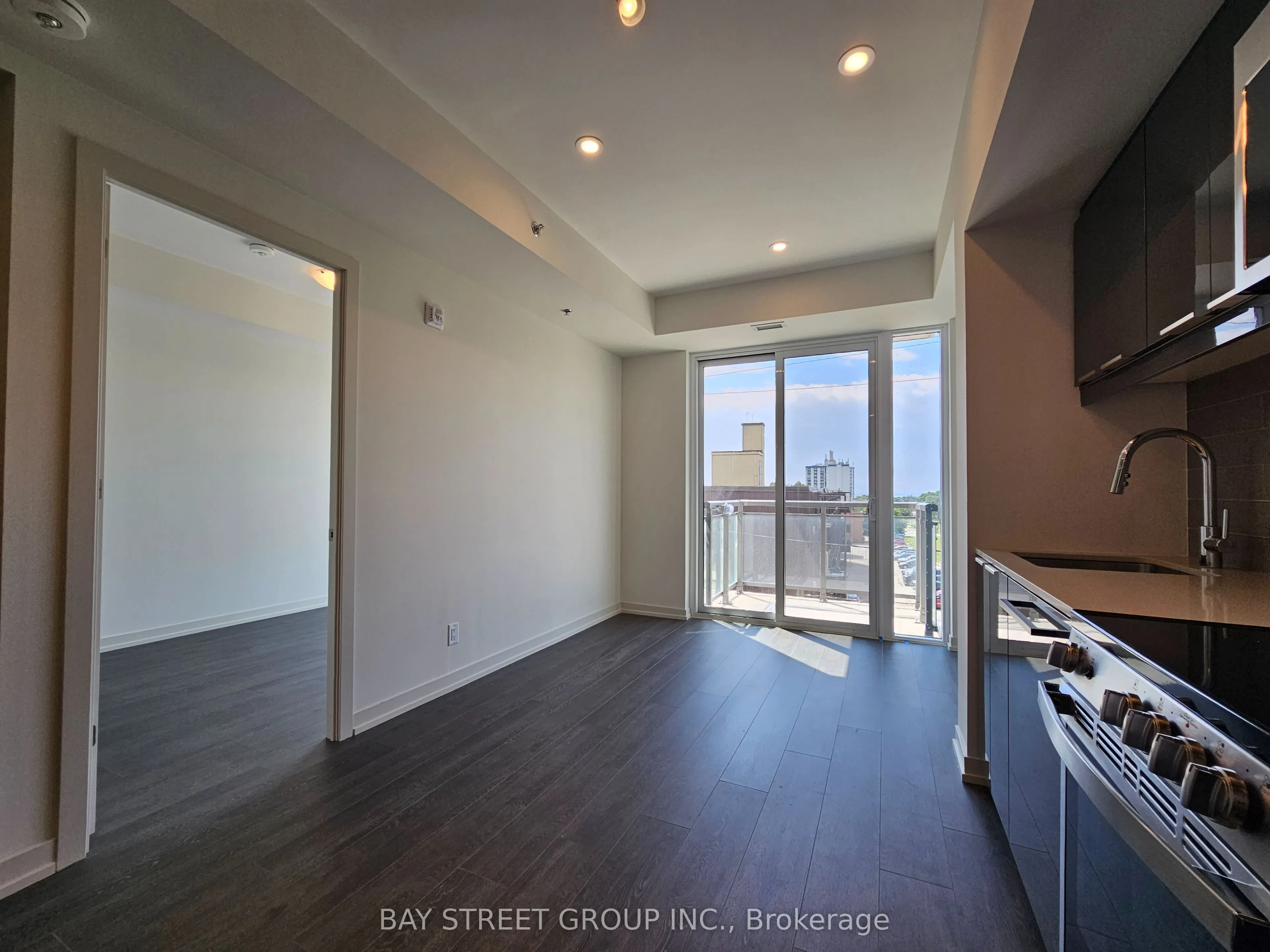 90 Glen Everest Road, #323