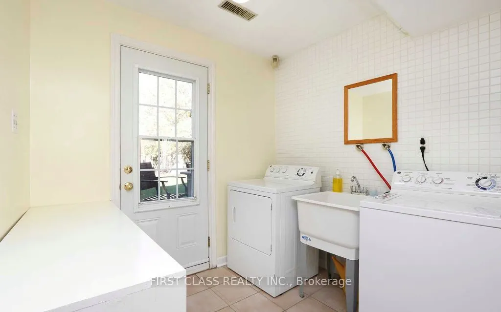 338 Conlins Road, #Main