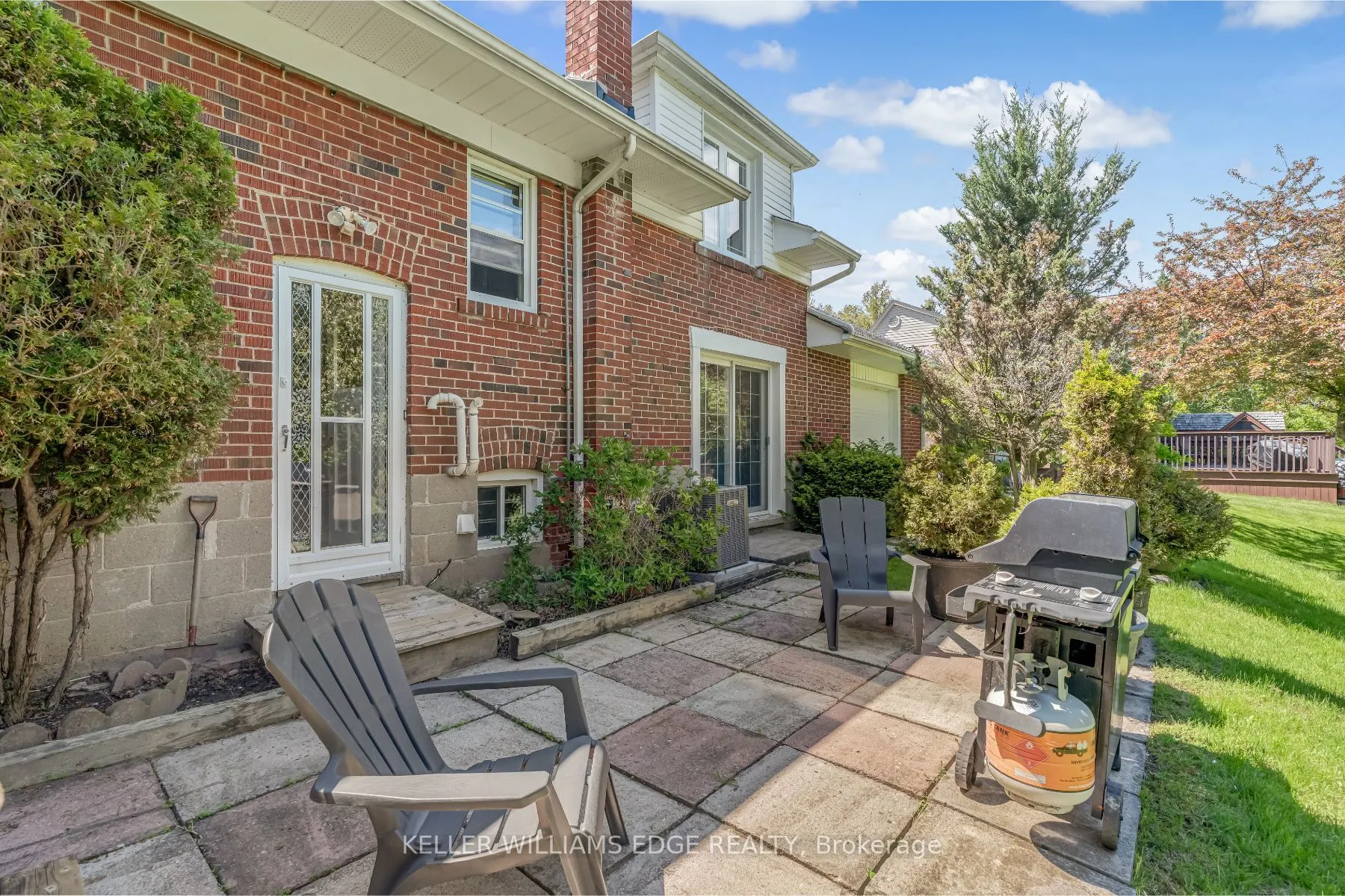 41 McNab Boulevard