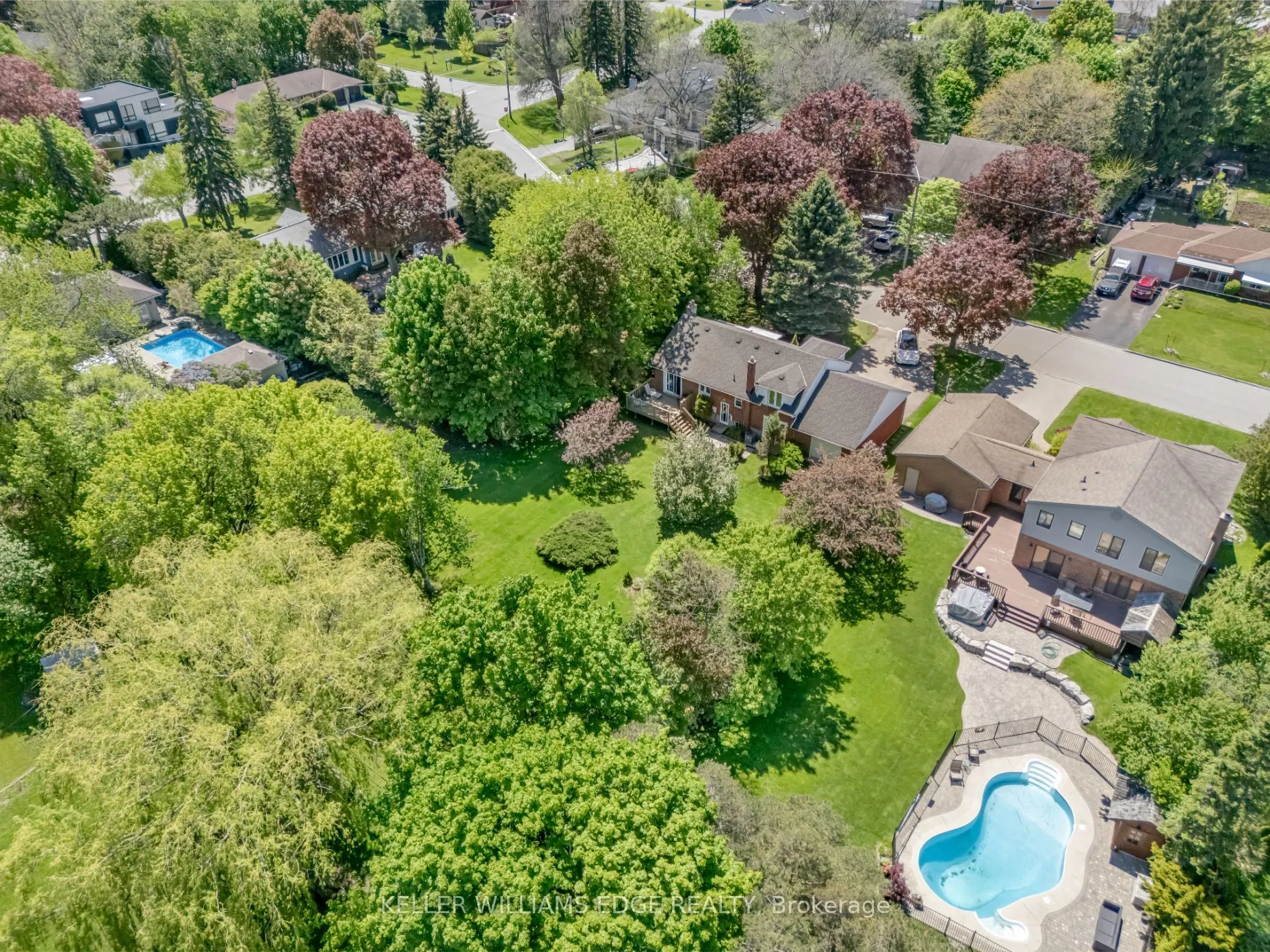 41 McNab Boulevard