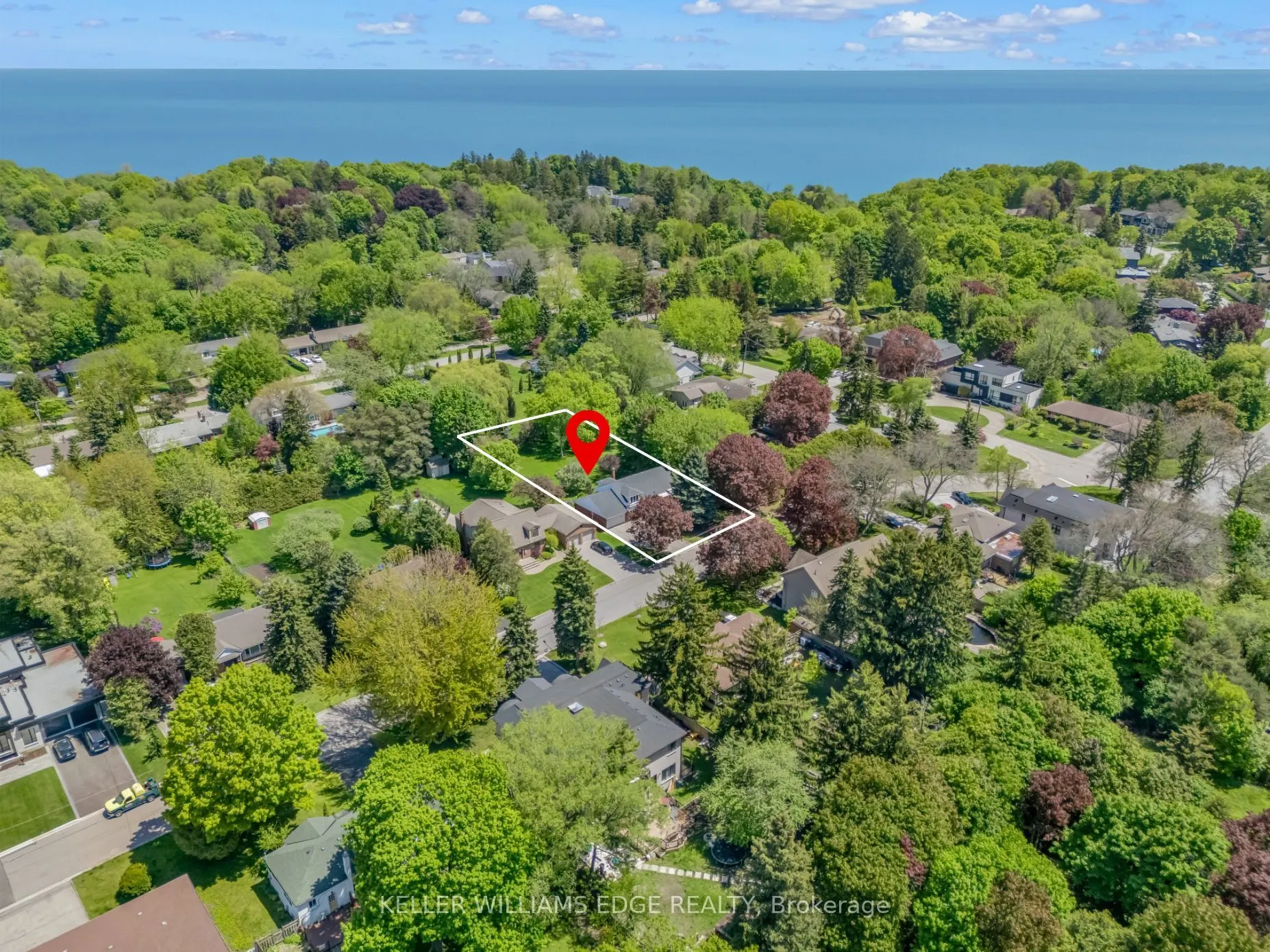 41 McNab Boulevard
